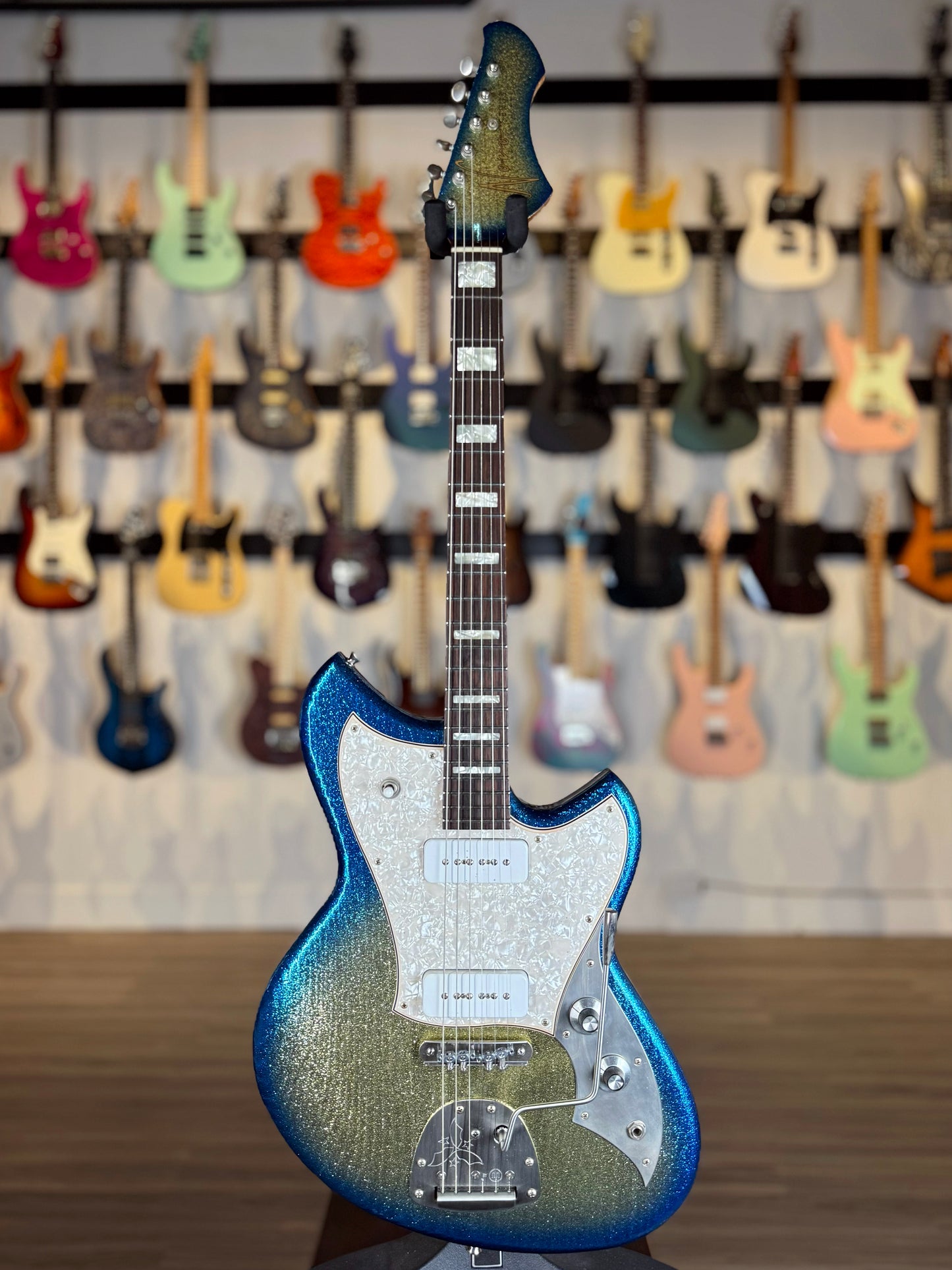 Novo Guitars Serus J Custom | Surfburst Sparkle