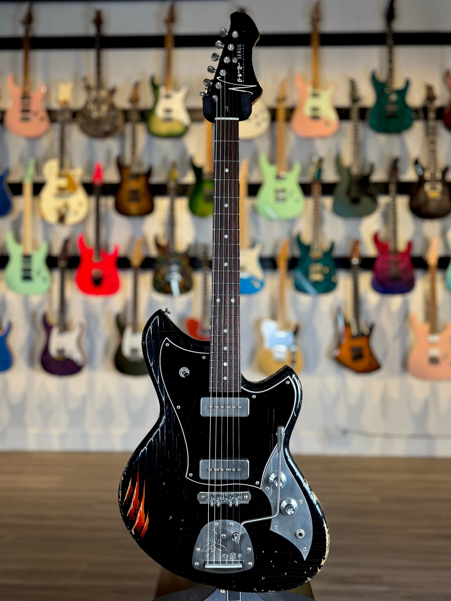 Novo Guitars Serus J NAMM 2026 Dealer Limited Edition | Bull Black over '64 3-Tone Burst