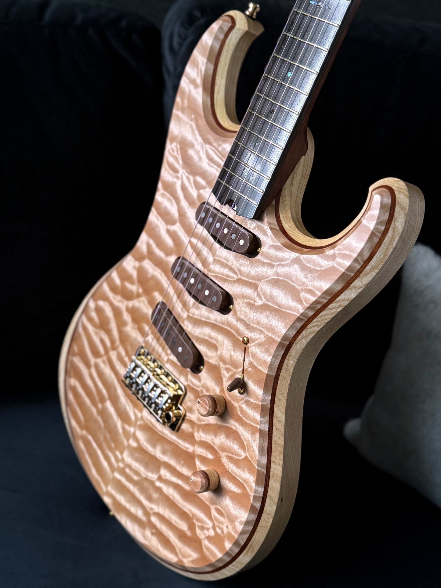 Barlow Guitars Eagle | Master Grade Quilted Maple Natural