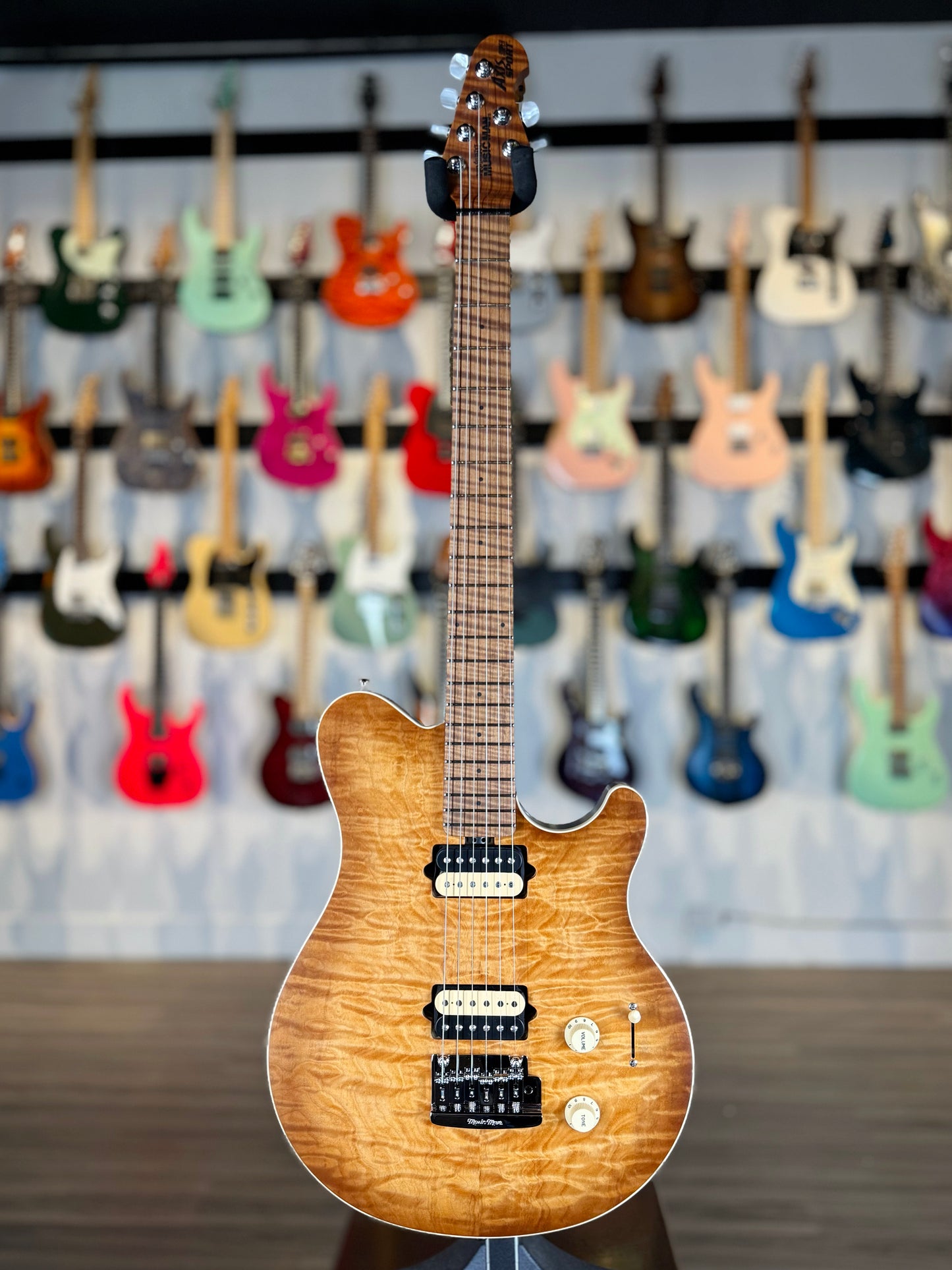 Ernie Ball Music Man Axis Super Sport | Honey Pot Flame