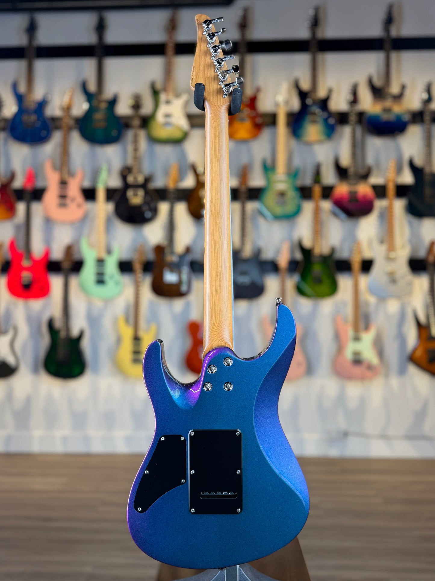 Suhr Modern Custom | Prism