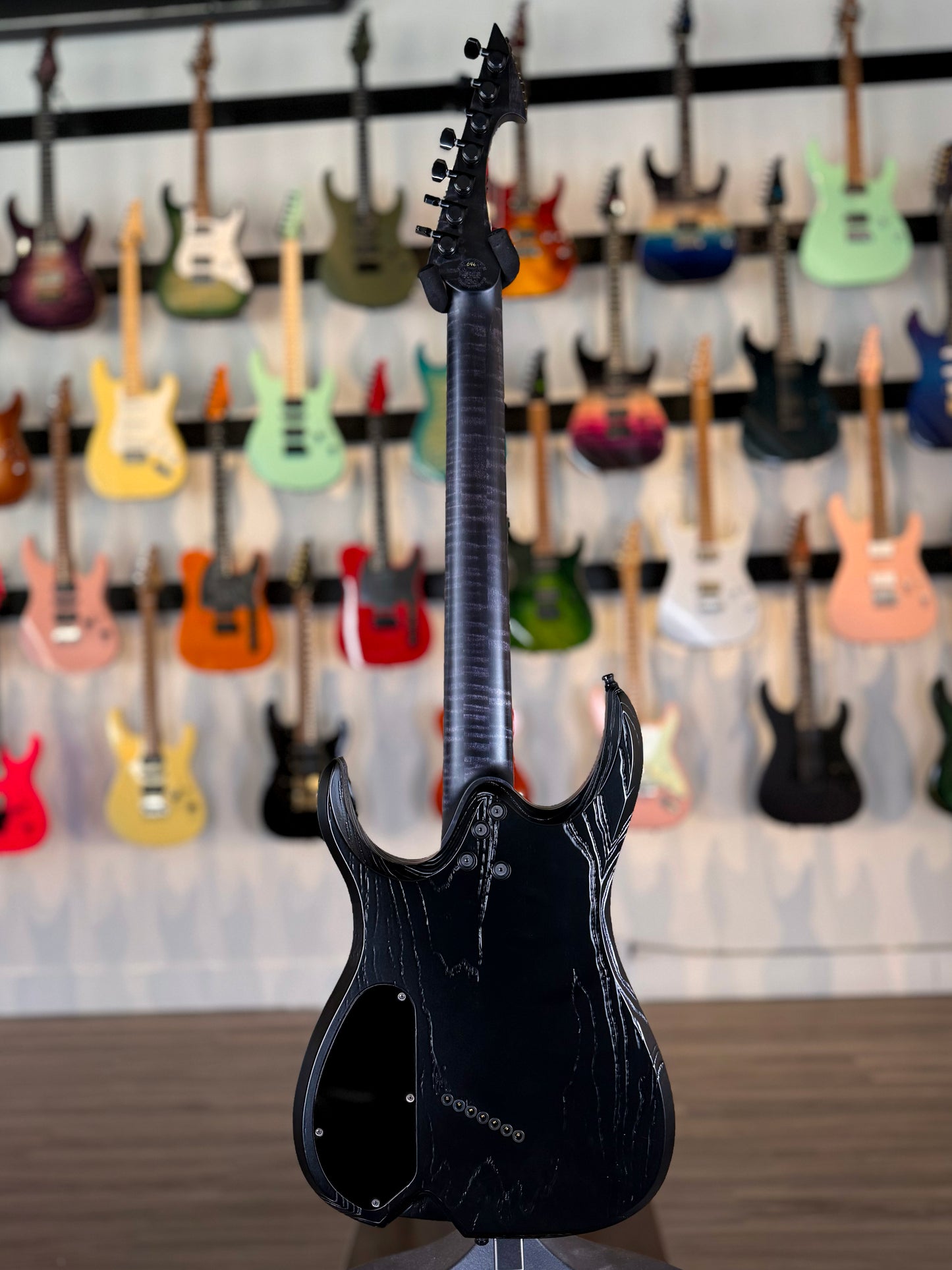 Ormsby Hypemachine Factory Custom #046 | Black