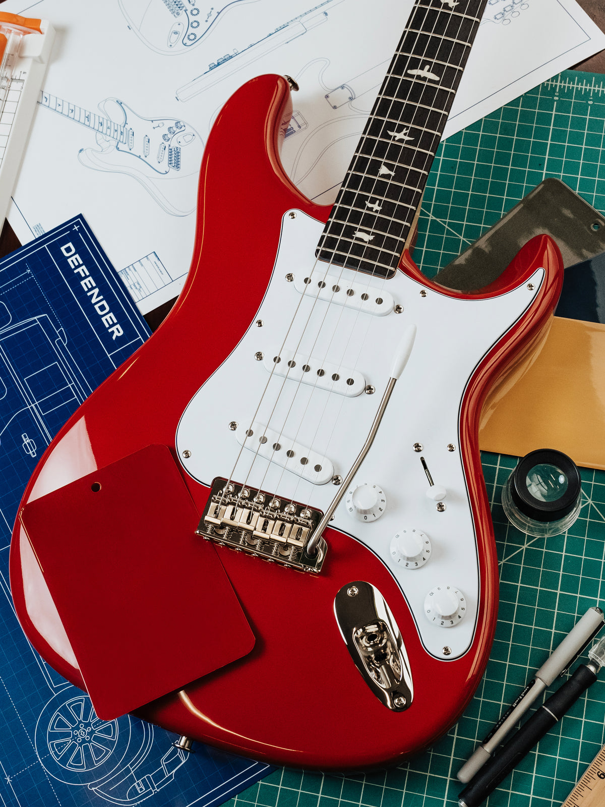 PRS Silver Sky Defender Limited Edition | Portofino Red