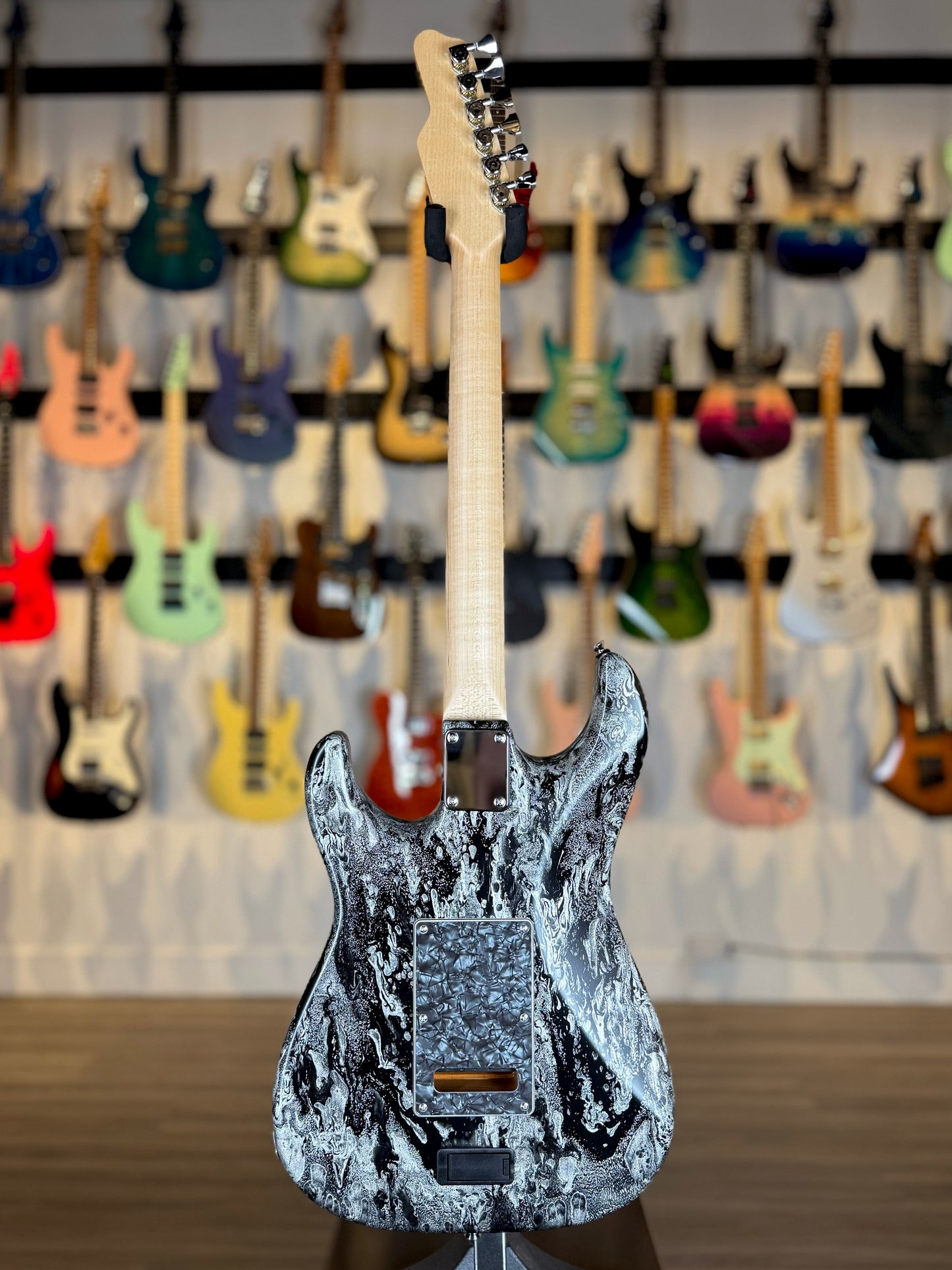 James Tyler Guitars Studio Elite | Black Schmear (Vibrato Spec)