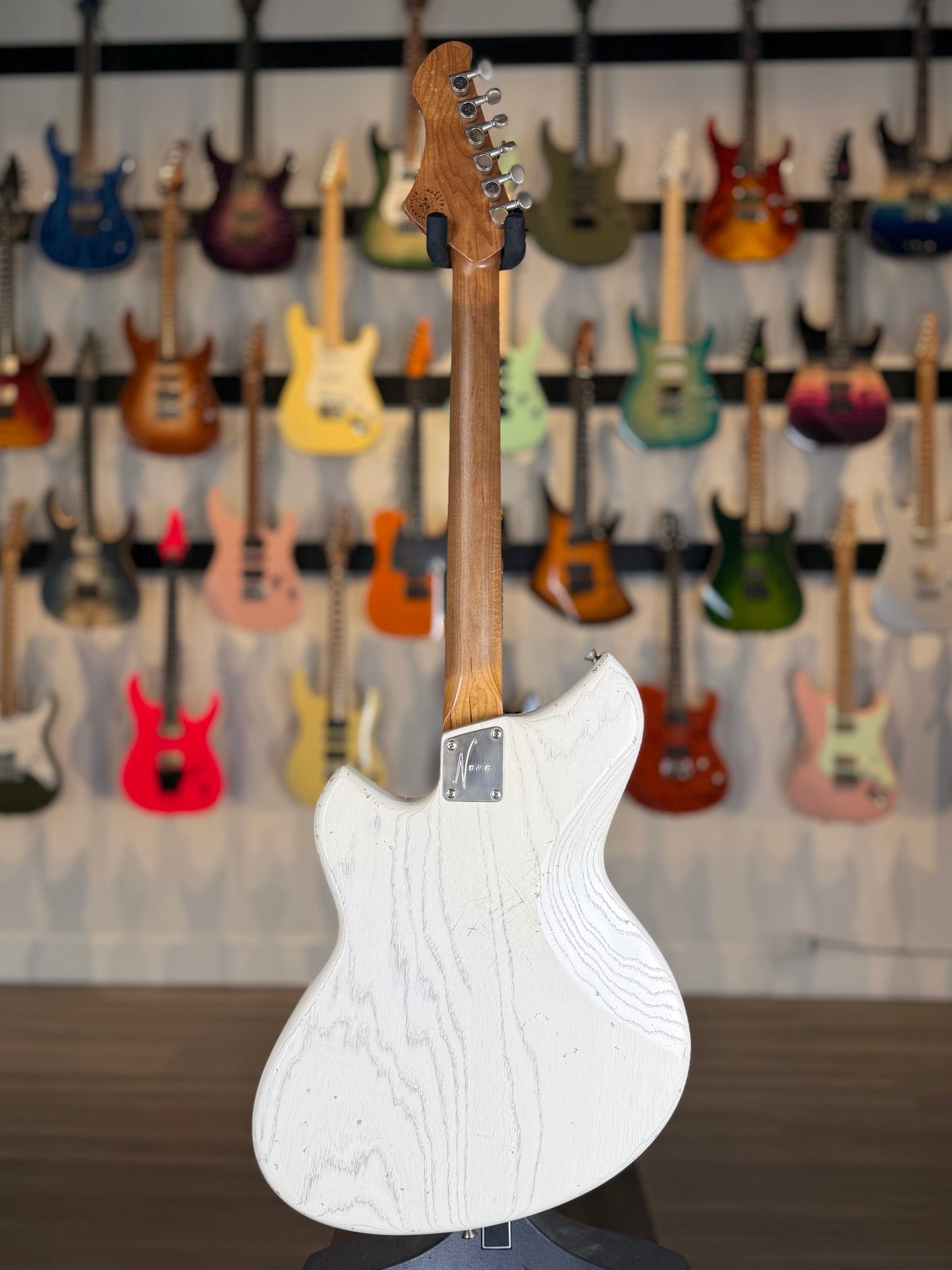 Novo Guitars Miris J Nucleus | Mary Kaye White