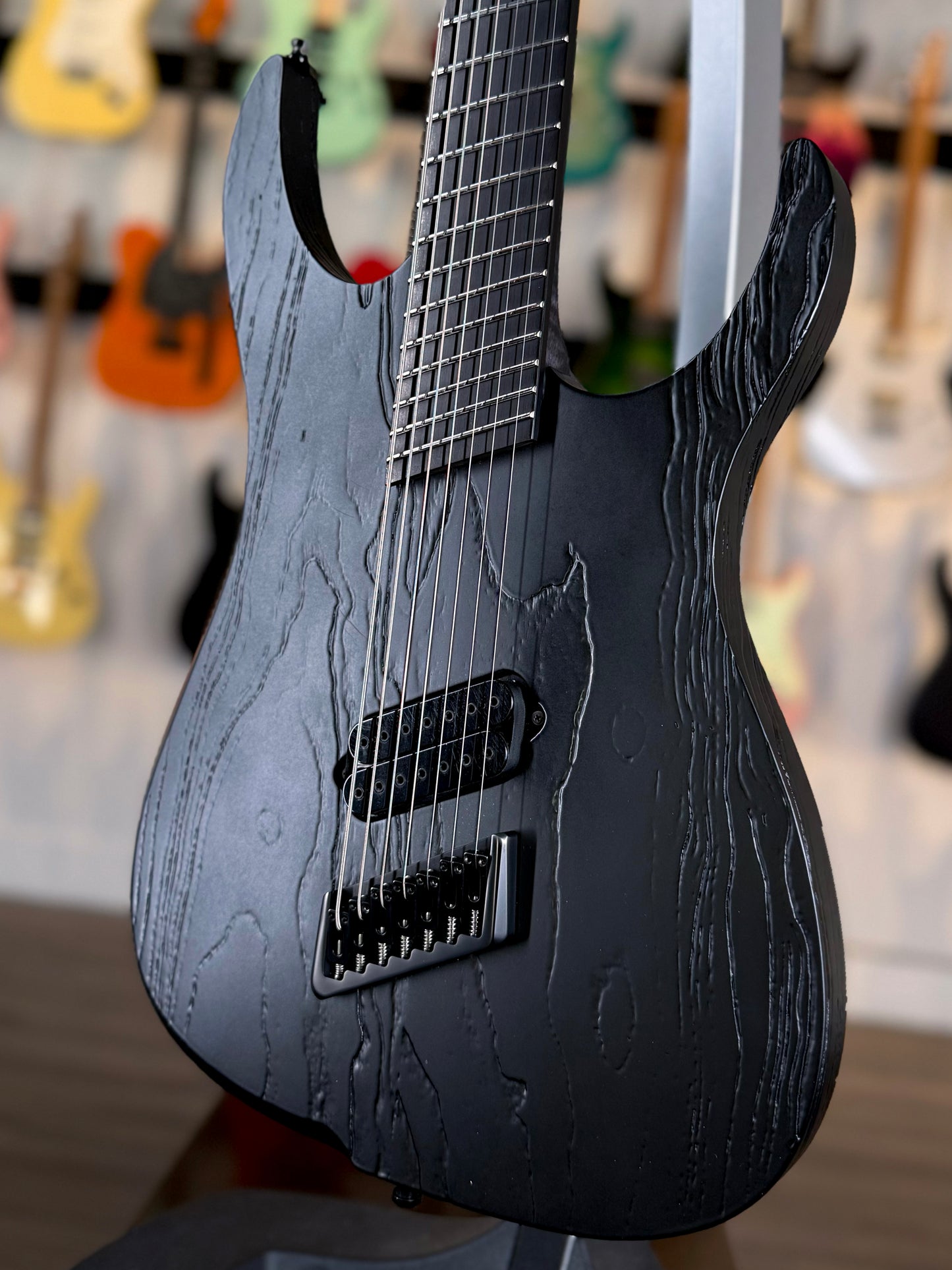 Ormsby Hypemachine Factory Custom #046 | Black