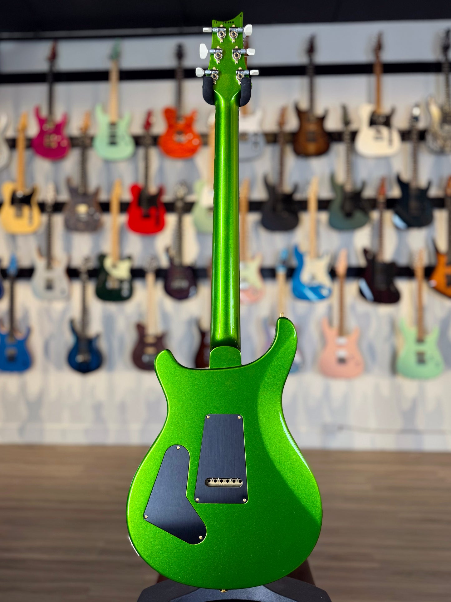 PRS Custom 24-08 Sprayer's Choice | Electric Lime