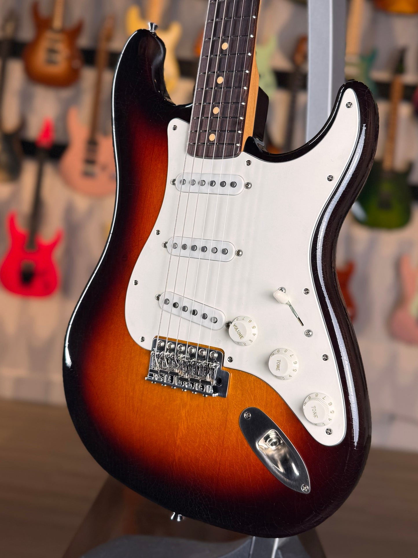 LSL Instruments Saticoy Heirloom Series #1 | 3-Tone Sunburst