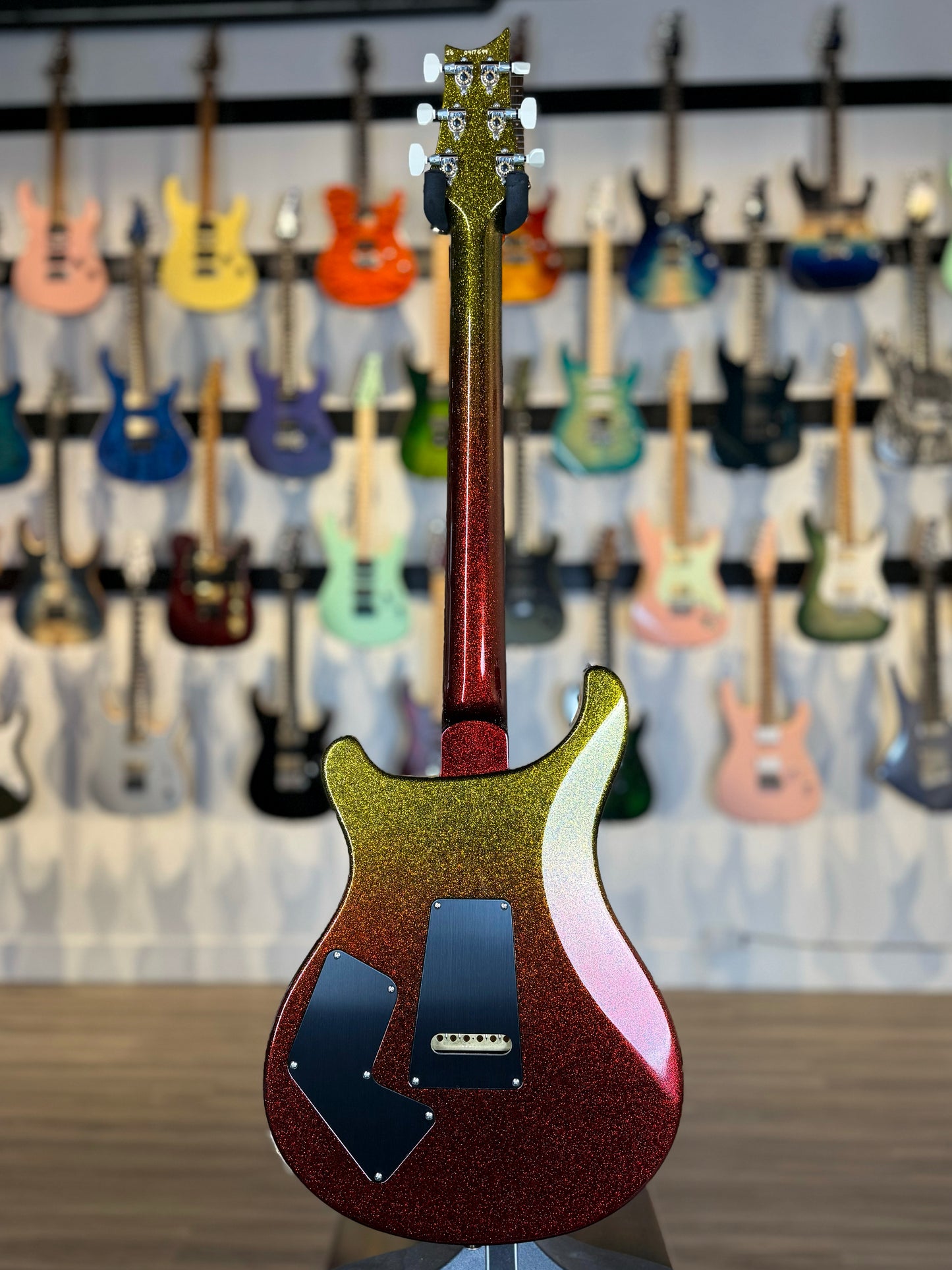 PRS Modern Eagle V Sprayer's Choice | Gold to Red Sparkle Fade