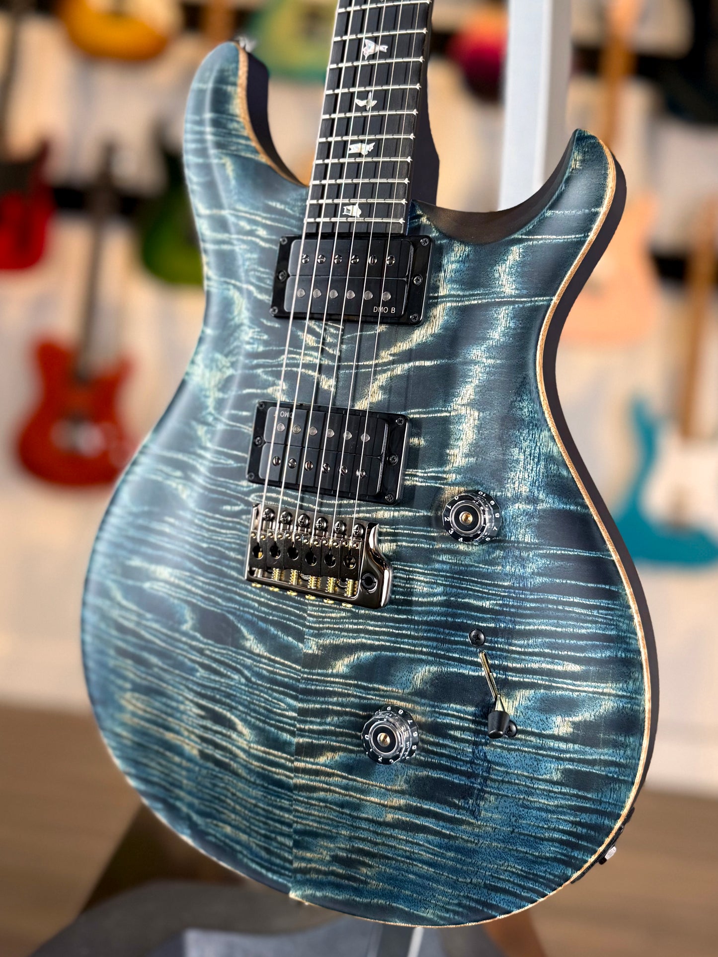 PRS 40th Anniversary Custom 24 Satin Limited Edition Sprayer's Choice | Trans Blue / Blueberry Satin