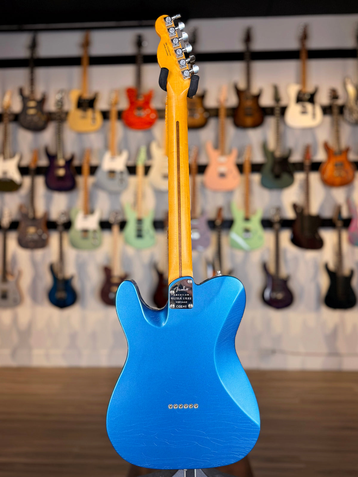 Fender American Ultra Luxe Vintage ’60s Telecaster Custom | Lake Placid Blue