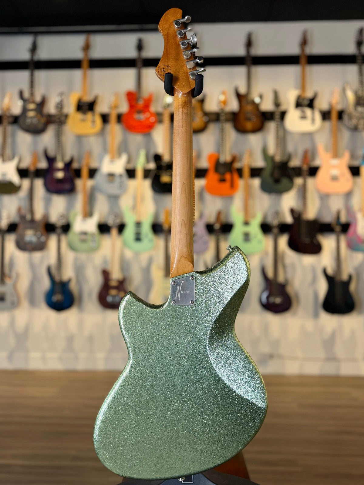 Novo Guitars Serus J Custom | Coke Bottle Green Sparkle