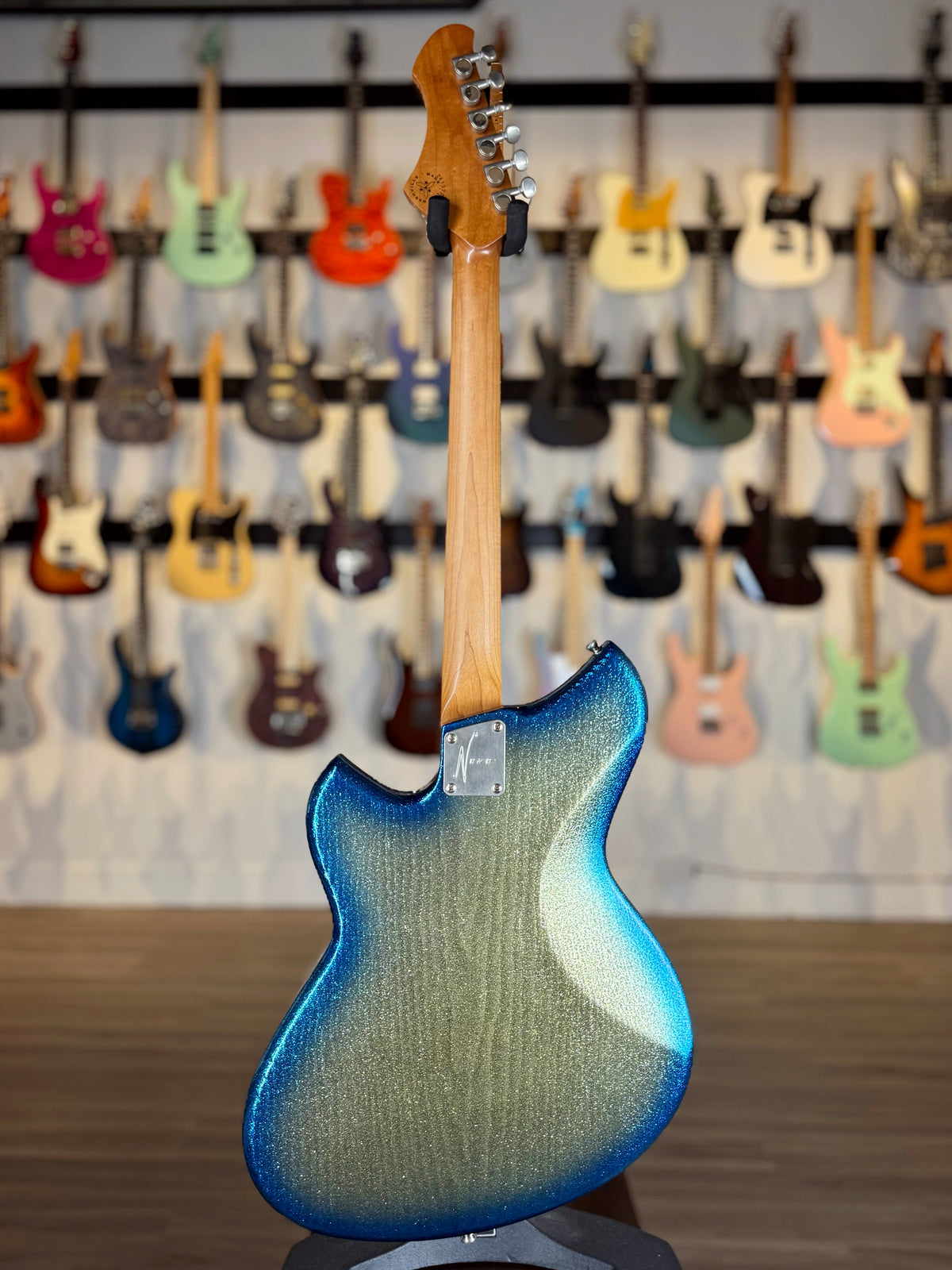 Novo Guitars Serus J Custom | Surfburst Sparkle