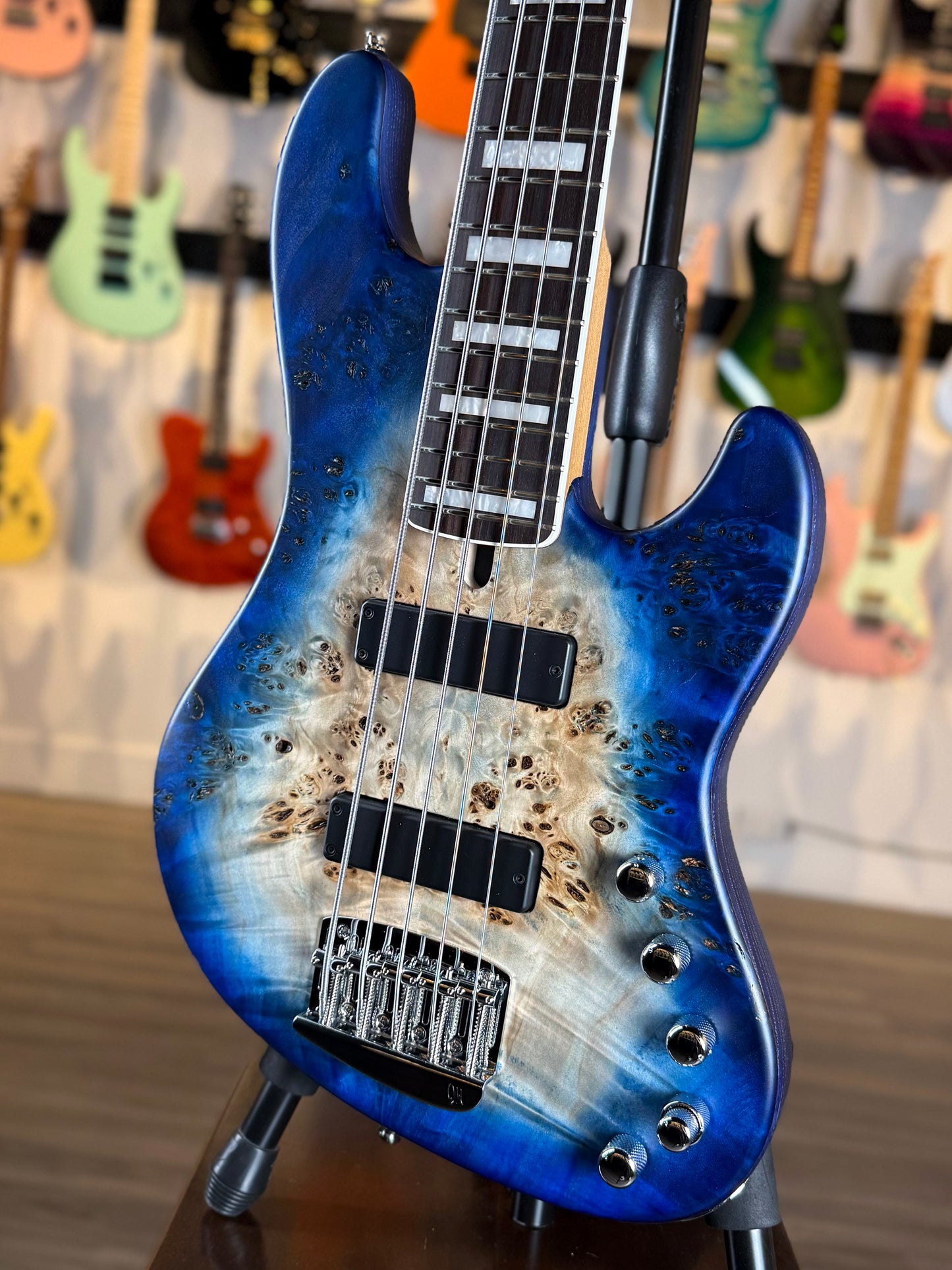 Mayones Jabba Mala Due 5 Federico Malaman Signature 5 String | Natural Fade Blue Burst Out