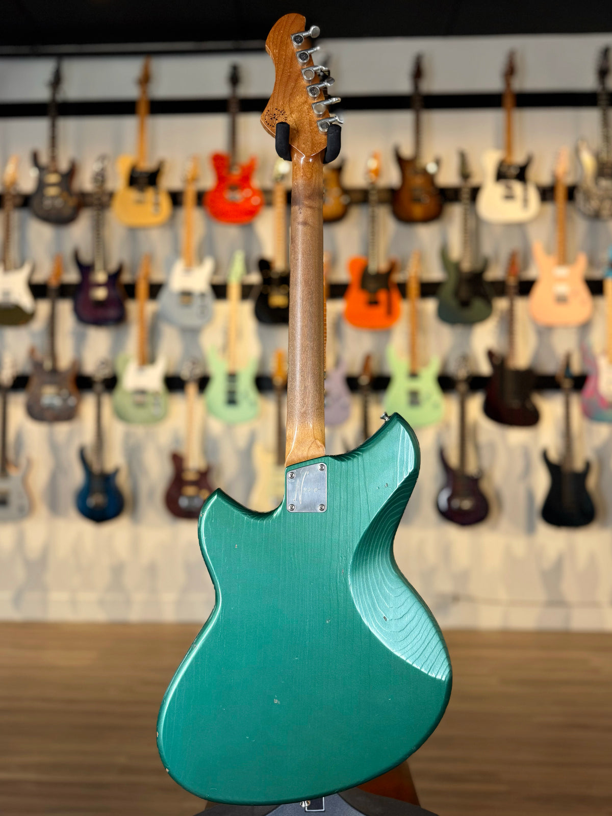 Novo Guitars Serus J Custom | Sherwood Green