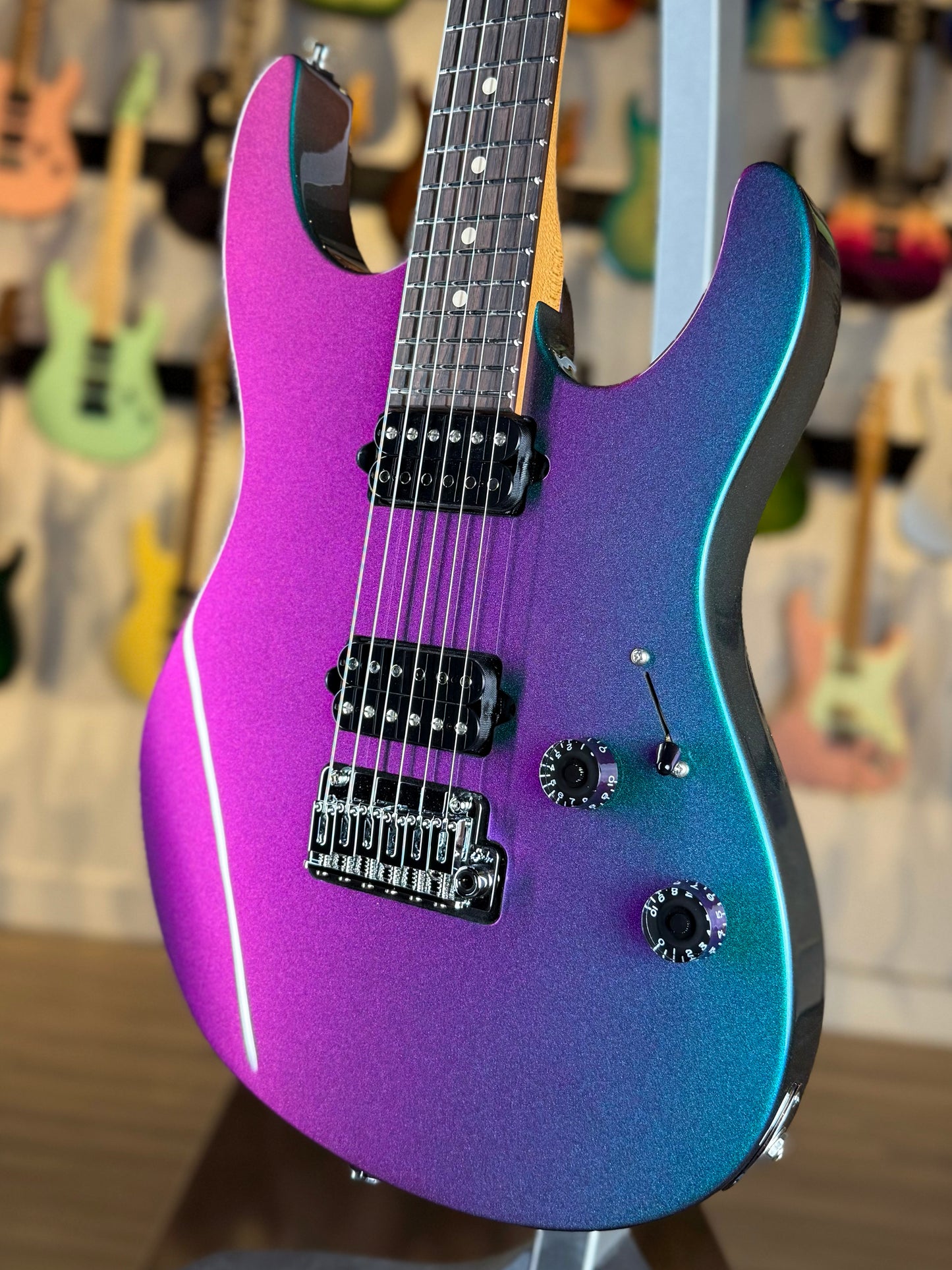 Suhr Modern Custom | Prism