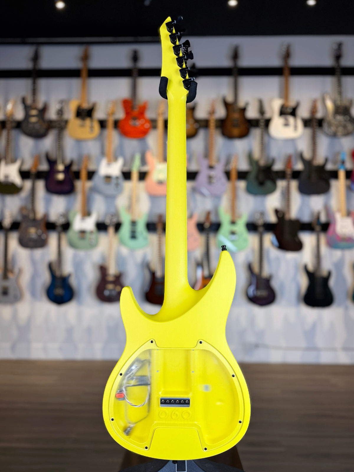 Aristides 060R | R Yellow