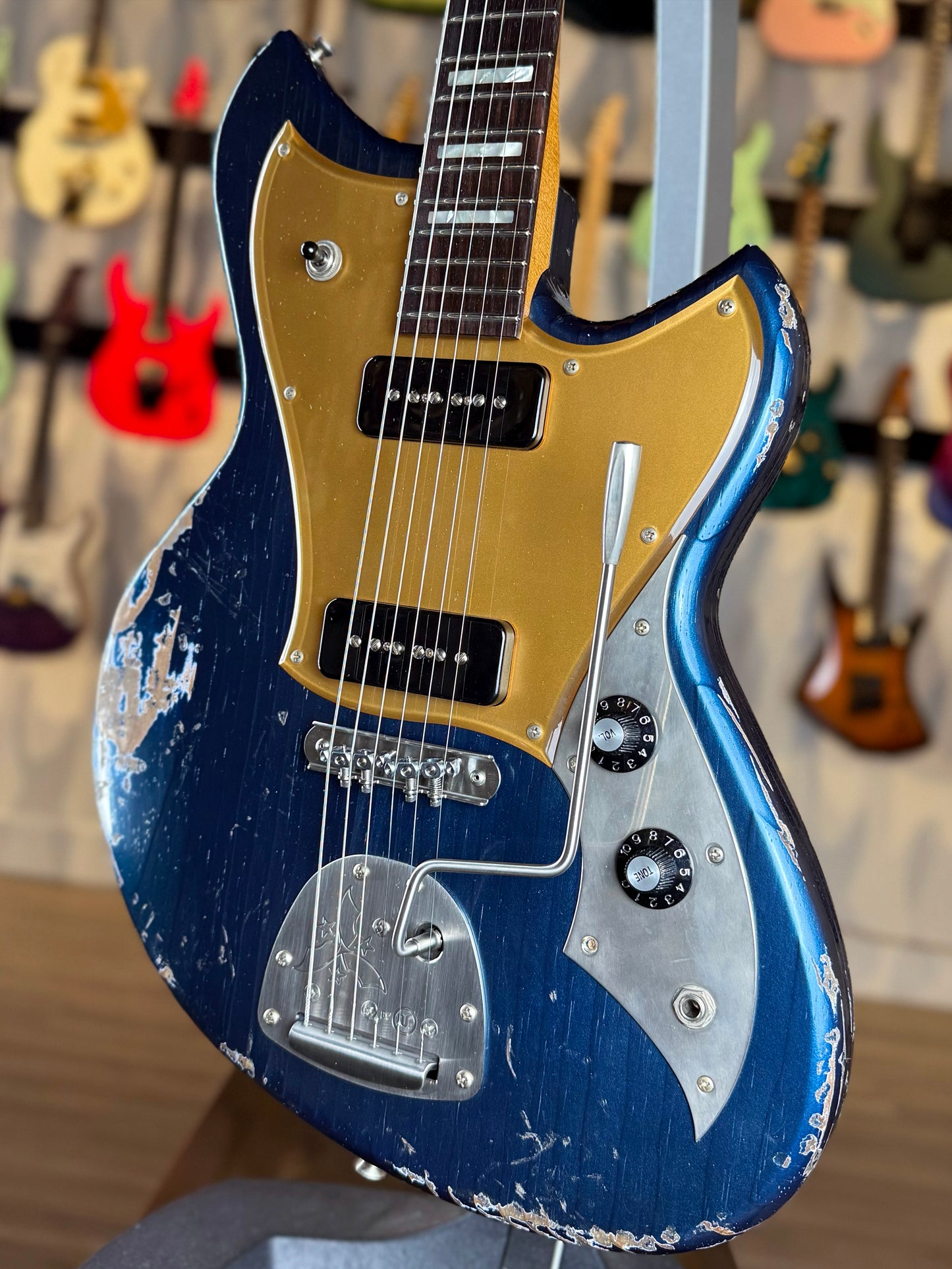 Novo Guitars Serus J Custom | Lake Como Blue