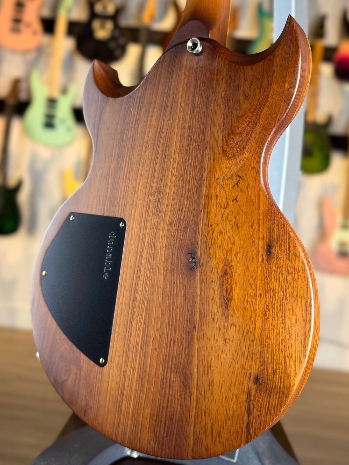 Dunable Minotaur USA Custom Shop | Faint Dark Tobacco