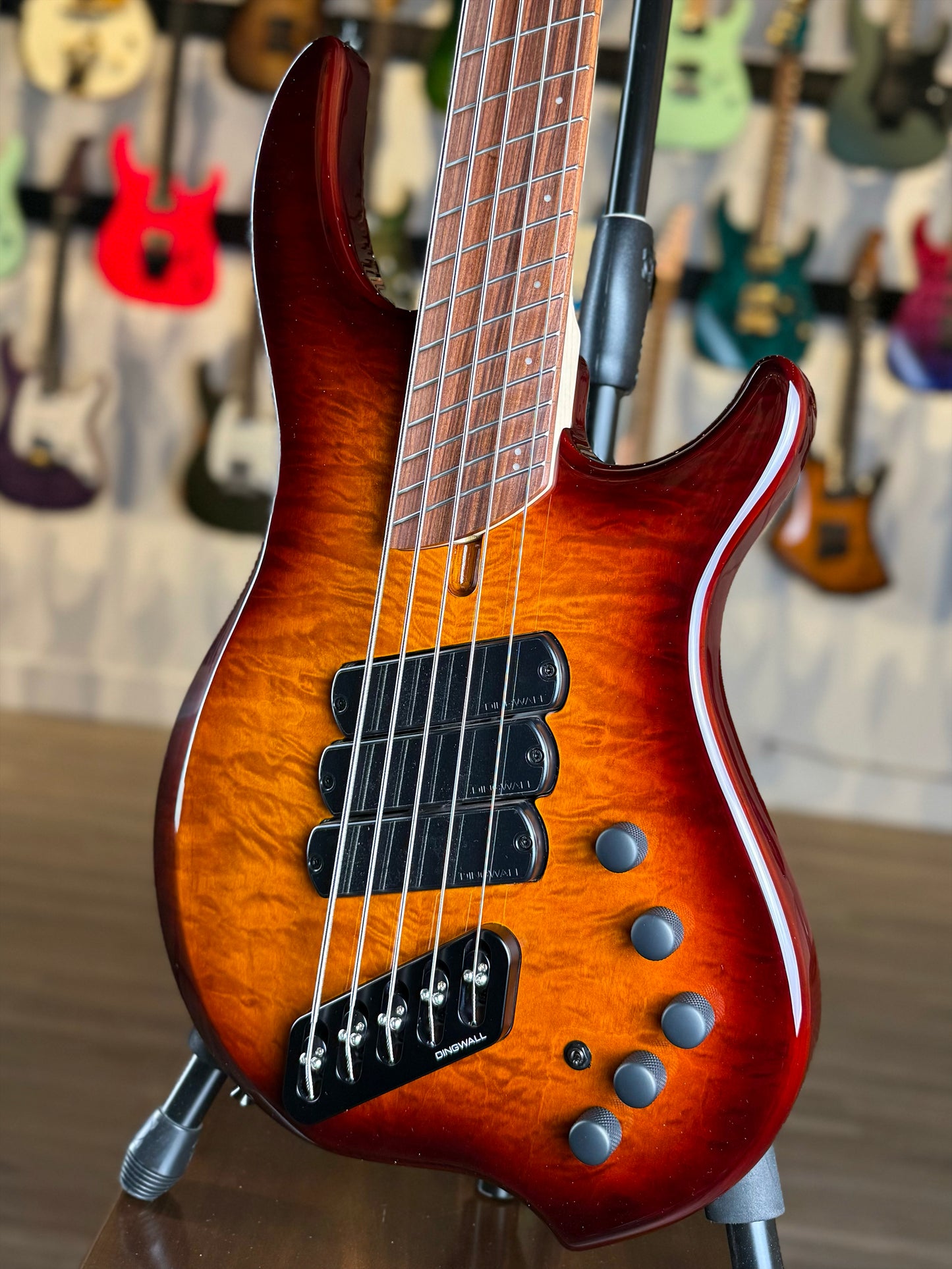 Dingwall Guitars Combustion C3 5 String | Vintageburst