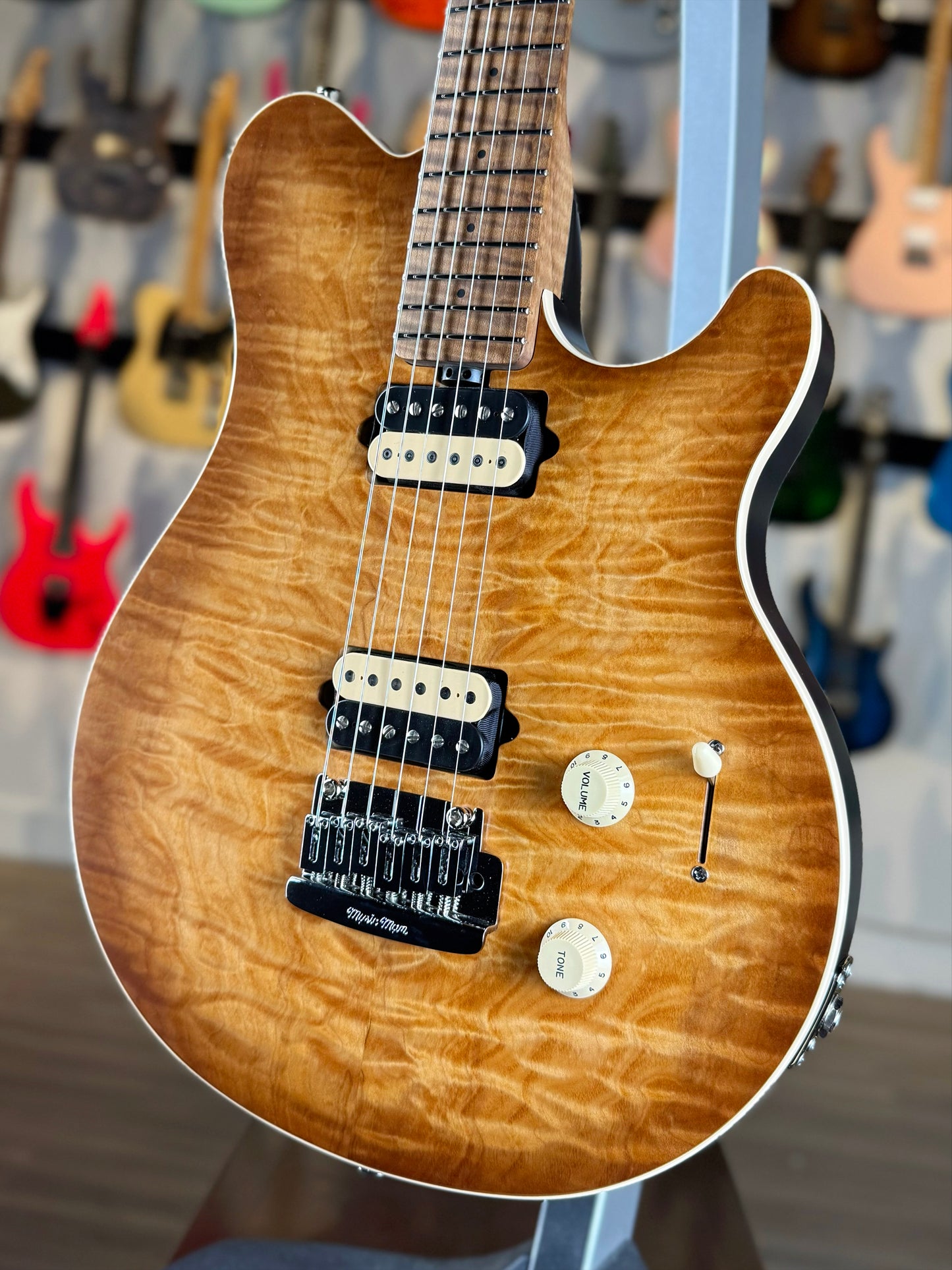 Ernie Ball Music Man Axis Super Sport | Honey Pot Flame
