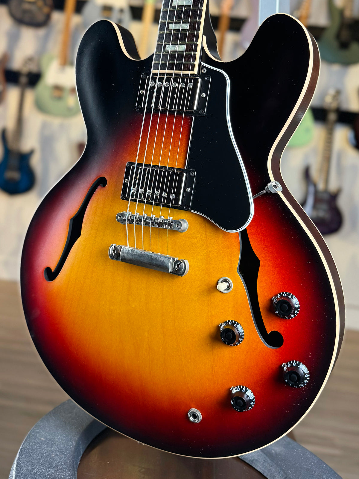 Gibson Memphis ES-335 Satin Limited Edition | Sunset Burst