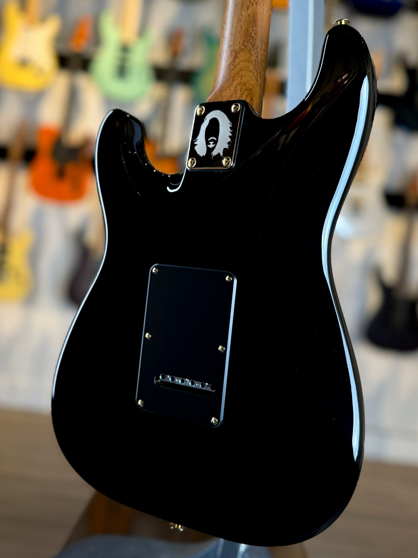 Suhr Mateus Asato Classic S Signature Series | Black Gloss