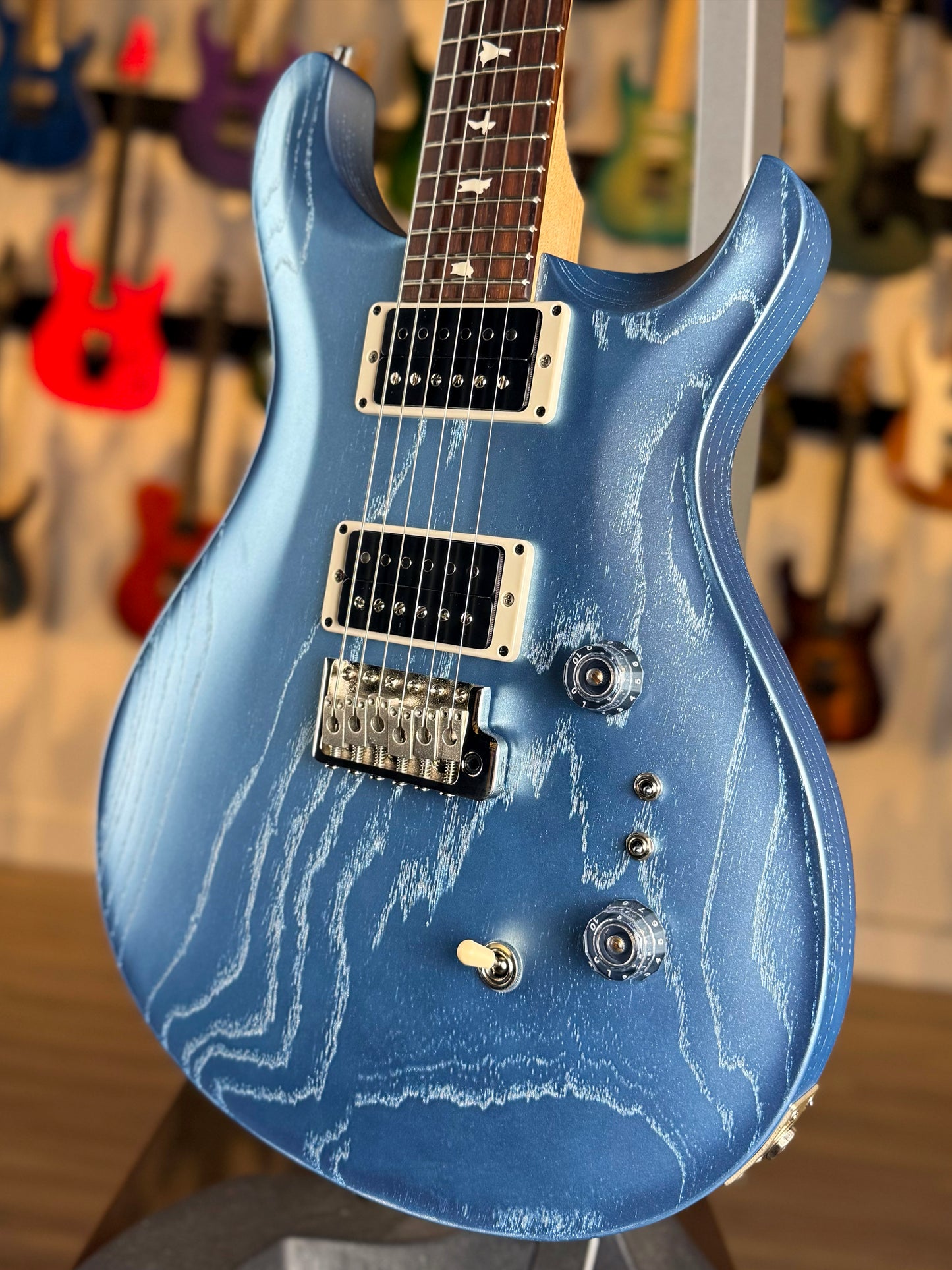 PRS CE 24-08 Swamp Ash Limited Edition | Frost Blue Metallic