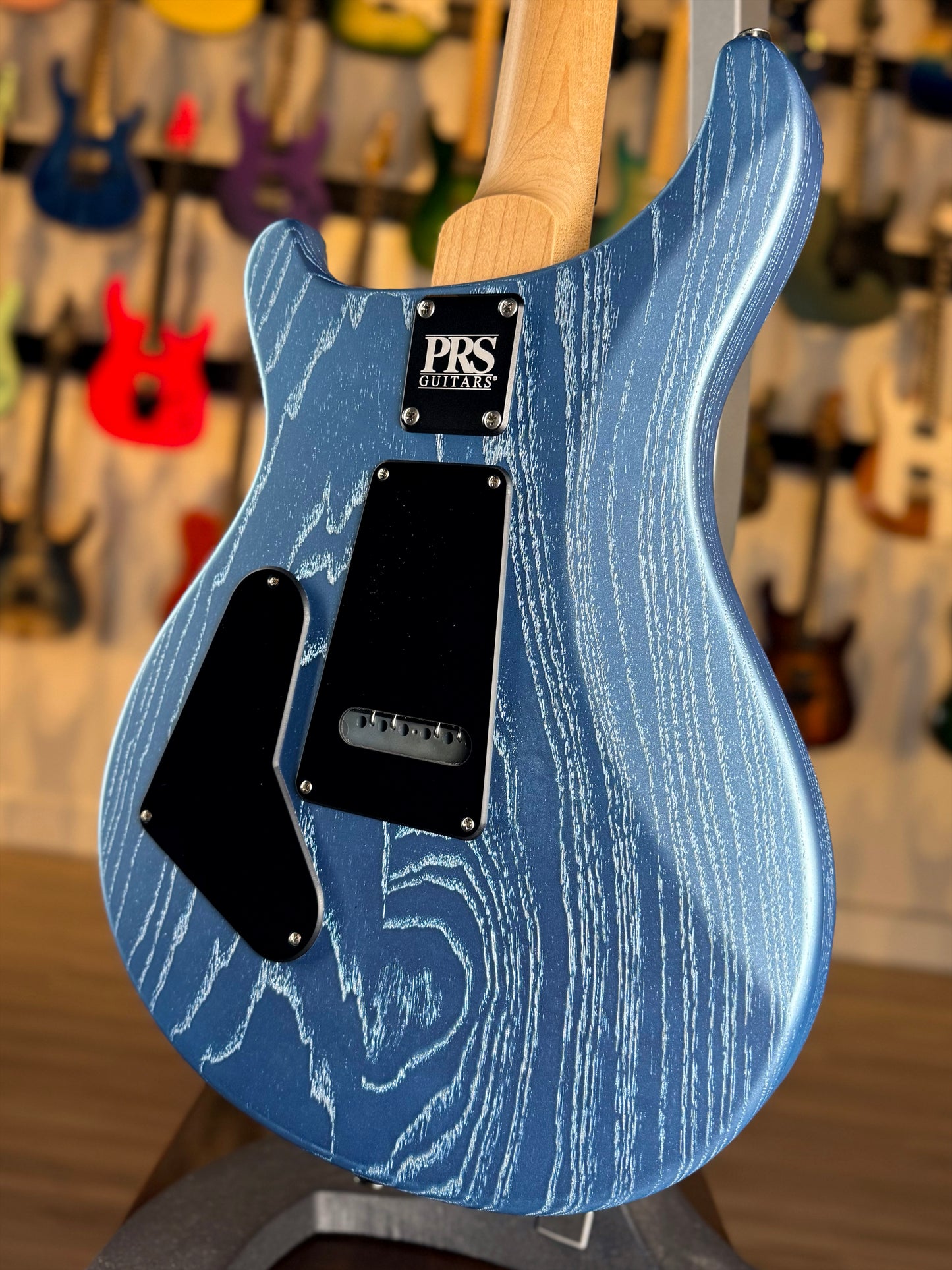 PRS CE 24-08 Swamp Ash Limited Edition | Frost Blue Metallic