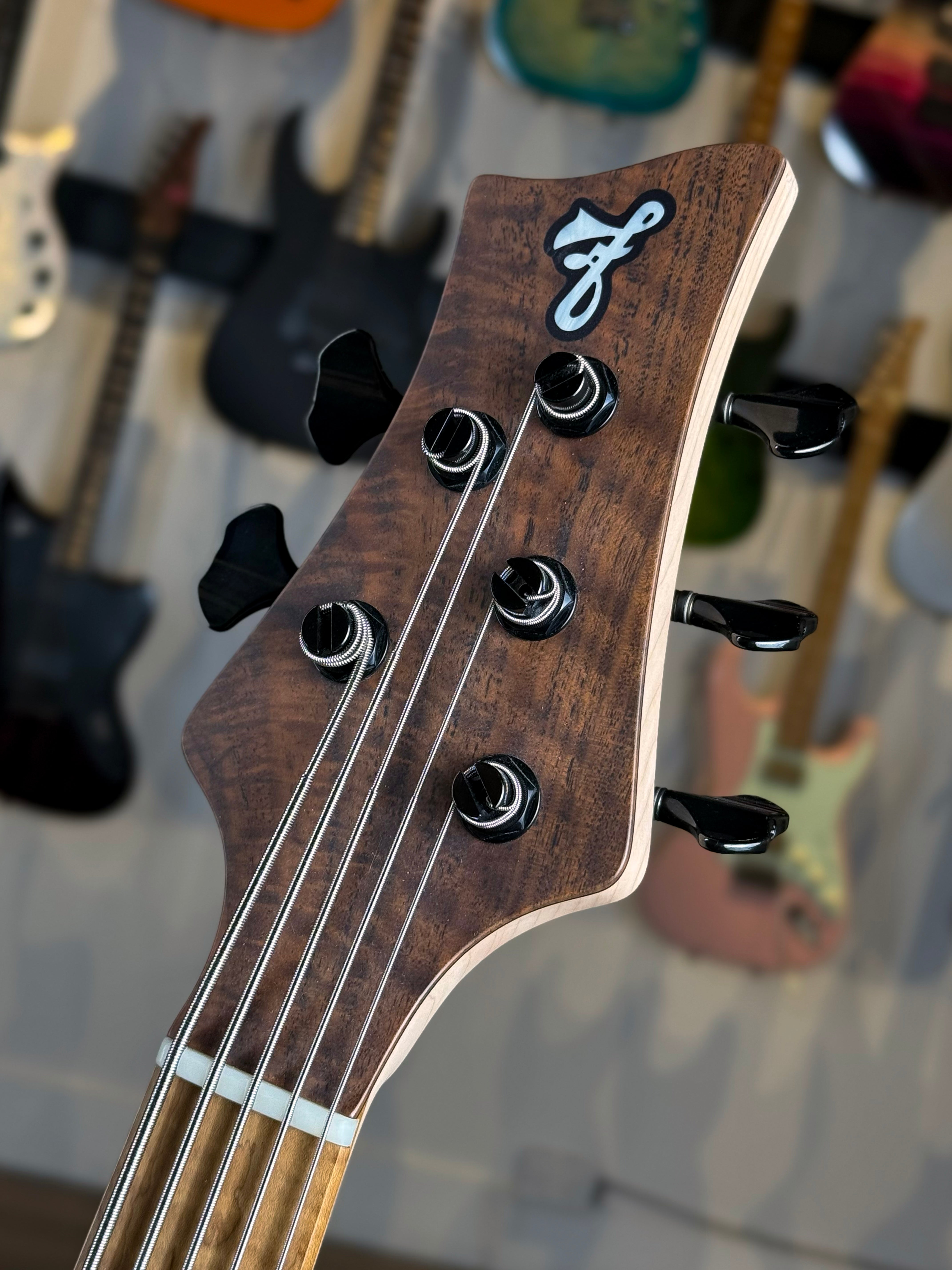 F Bass VF Series Custom Shop 5 String | Walnut – The Vibrato Bar