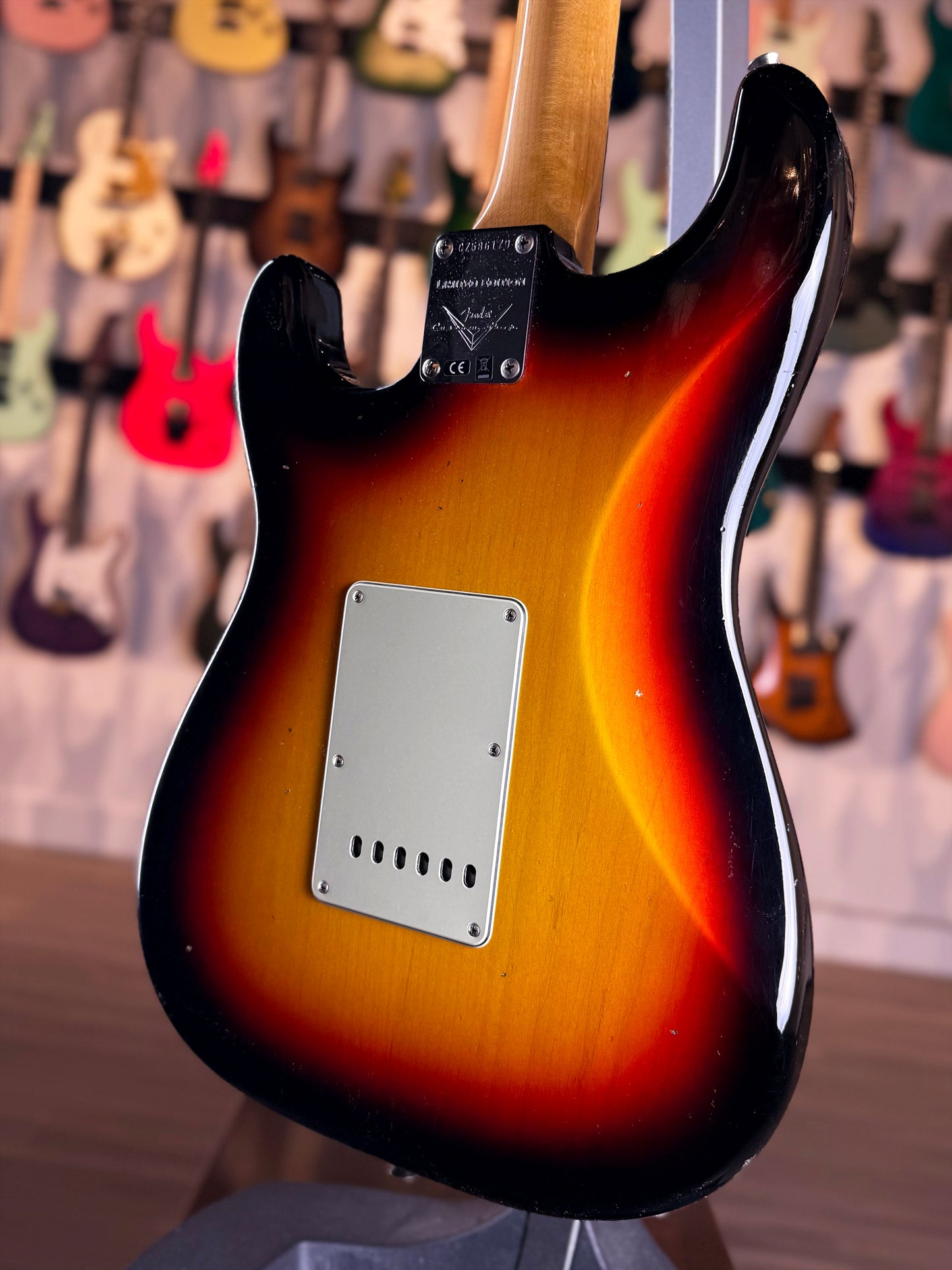 Fender Custom Shop 1965 Stratocaster Journeyman Relic | 3-Color Sunburst