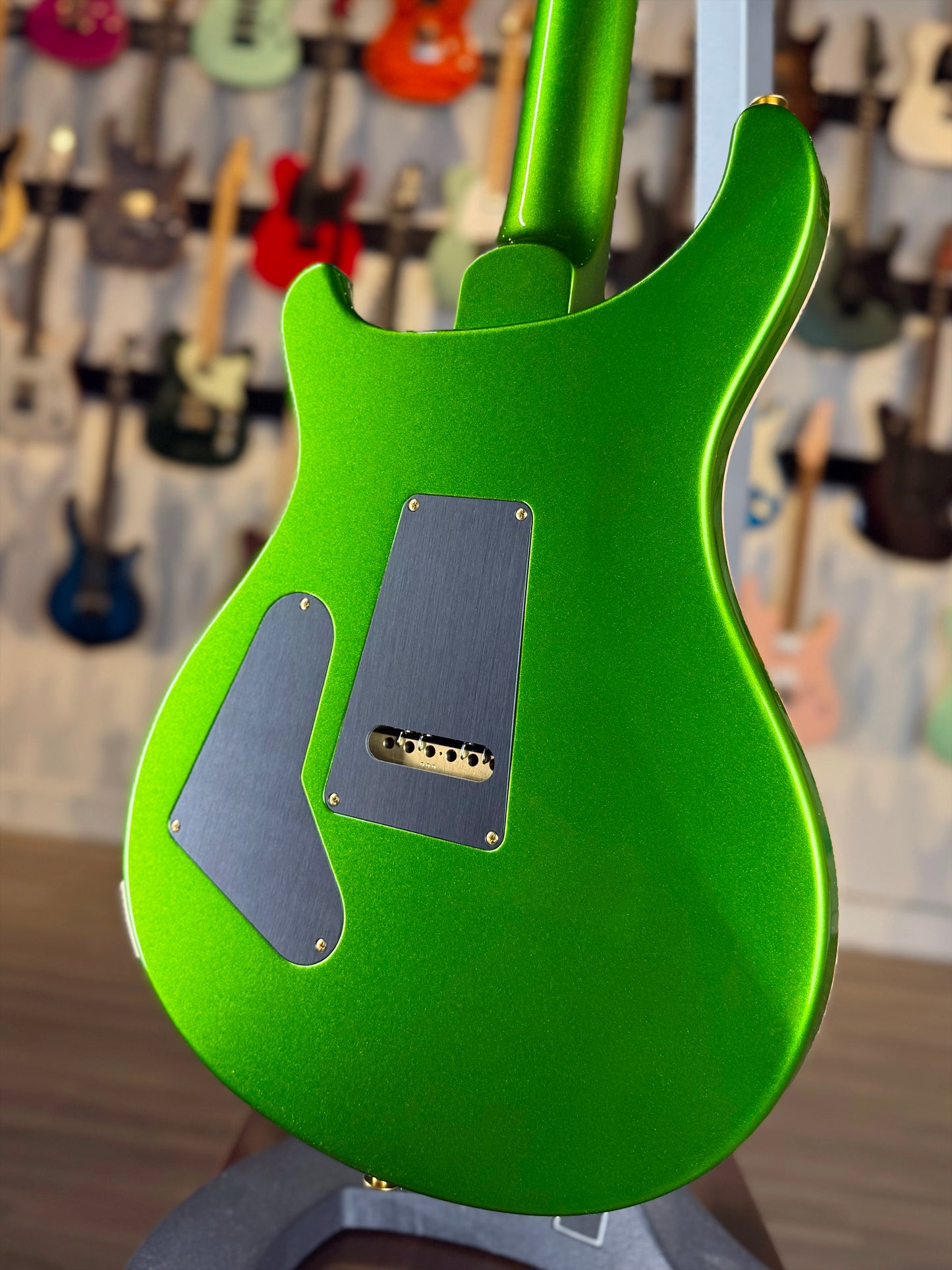 PRS Custom 24-08 Sprayer's Choice | Electric Lime