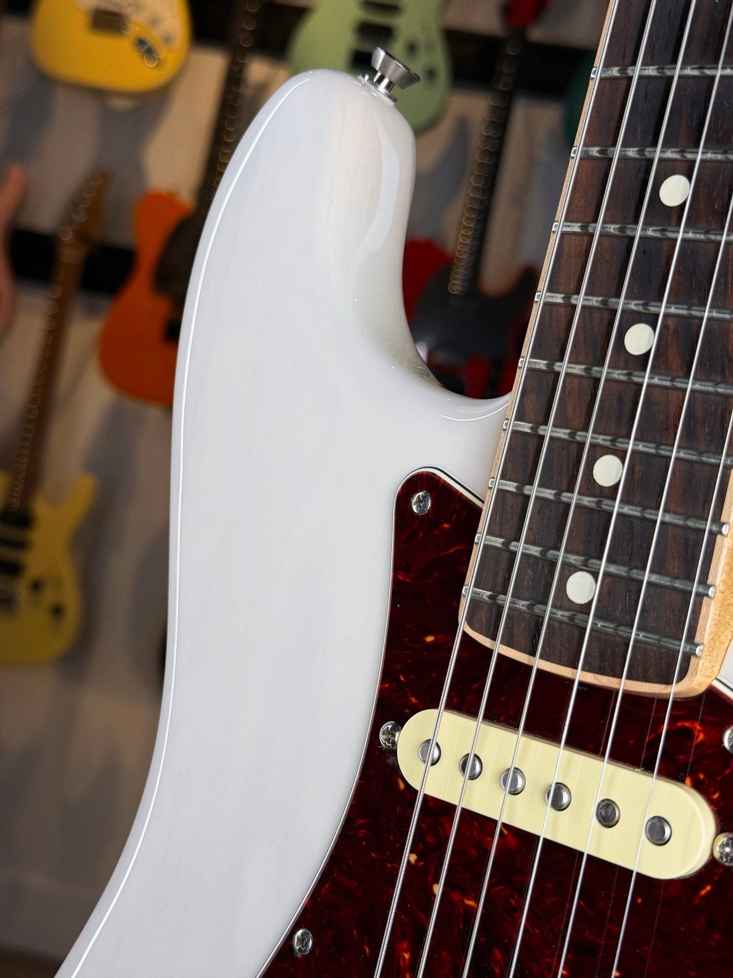 Fender Limited Edition Channel-Bound American Professional Stratocaster  | White Blonde