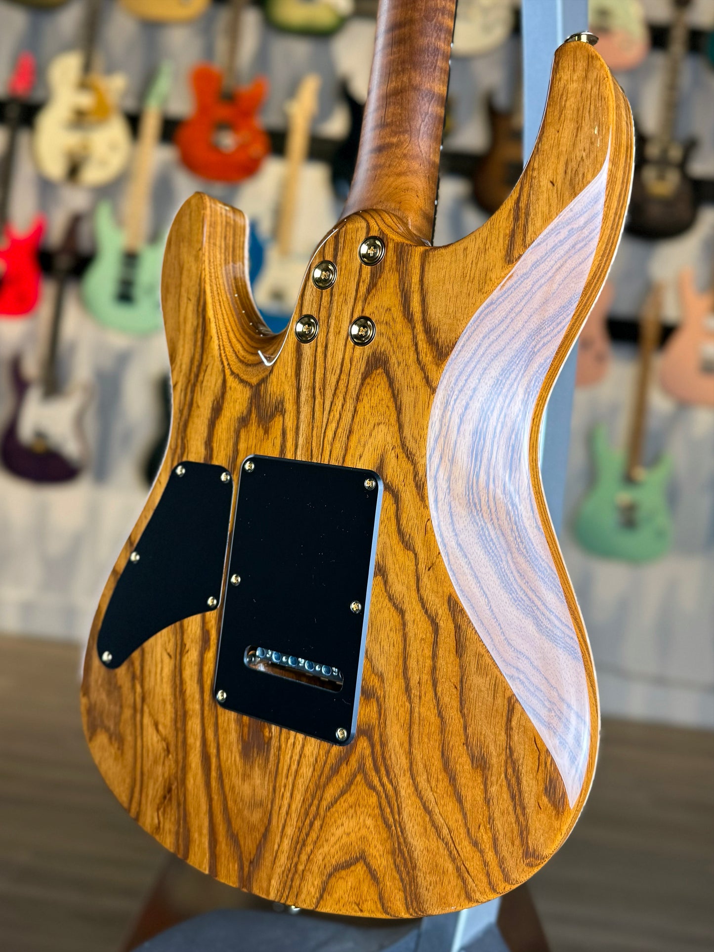 Suhr Modern Custom | Magenta Pink