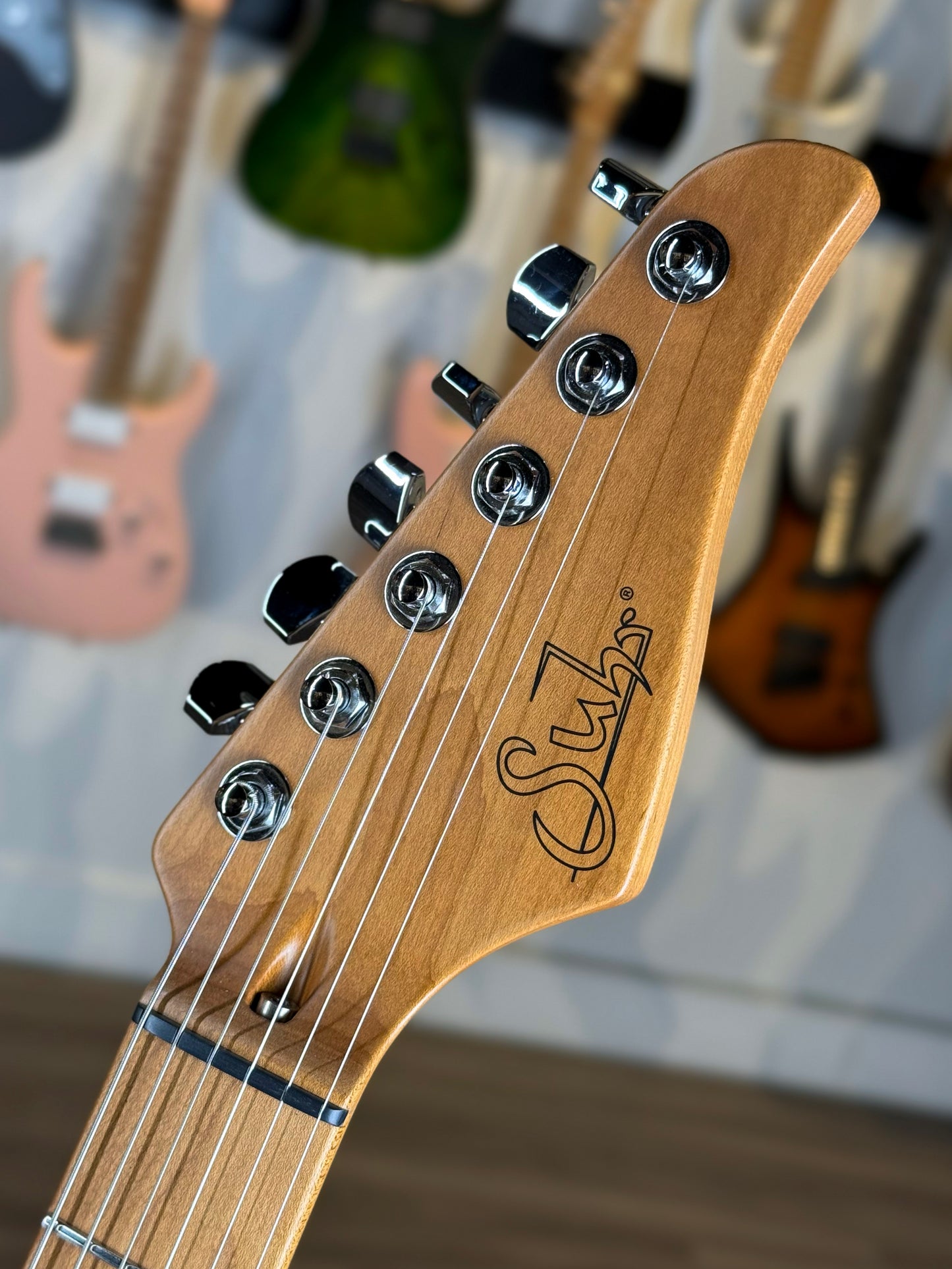 Suhr Classic S Custom | Black Burst