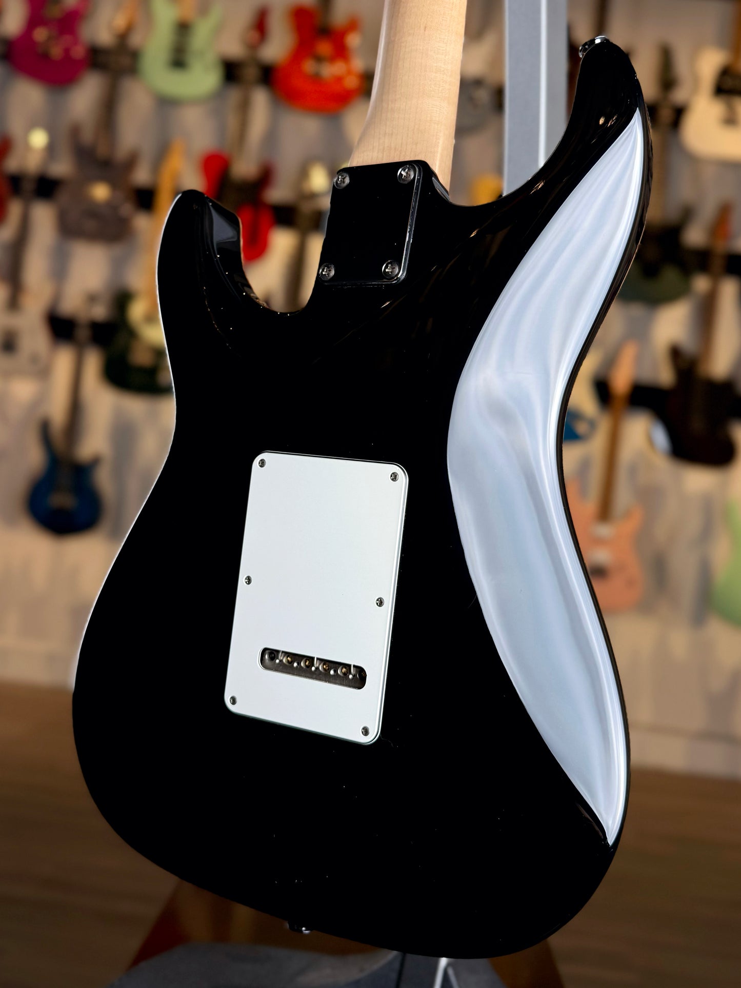 Suhr Standard Pro Series S3 | 3 Tone Burst (Pre-Owned)