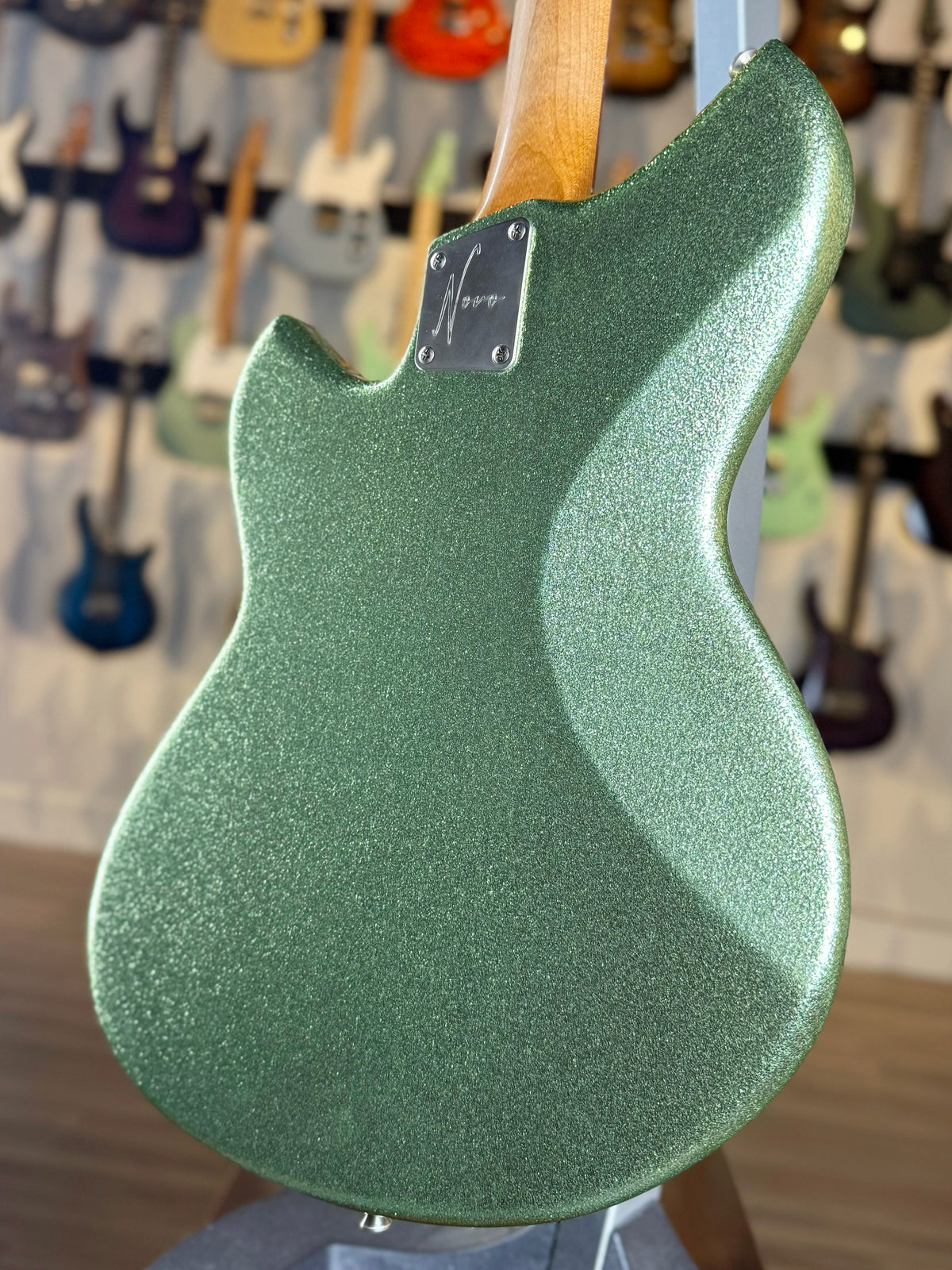 Novo Guitars Serus J Custom | Coke Bottle Green Sparkle