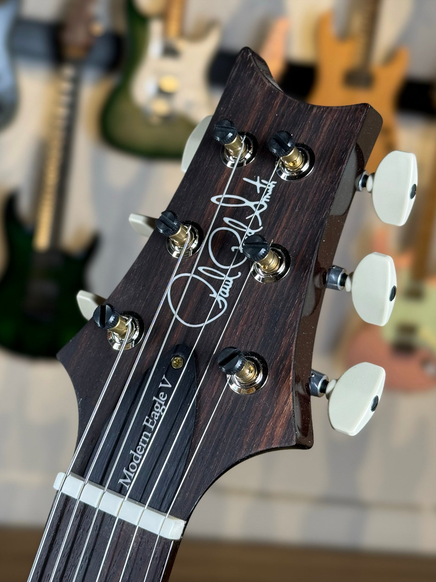 PRS Modern Eagle V "10 Top" | Black Gold Wraparound Burst