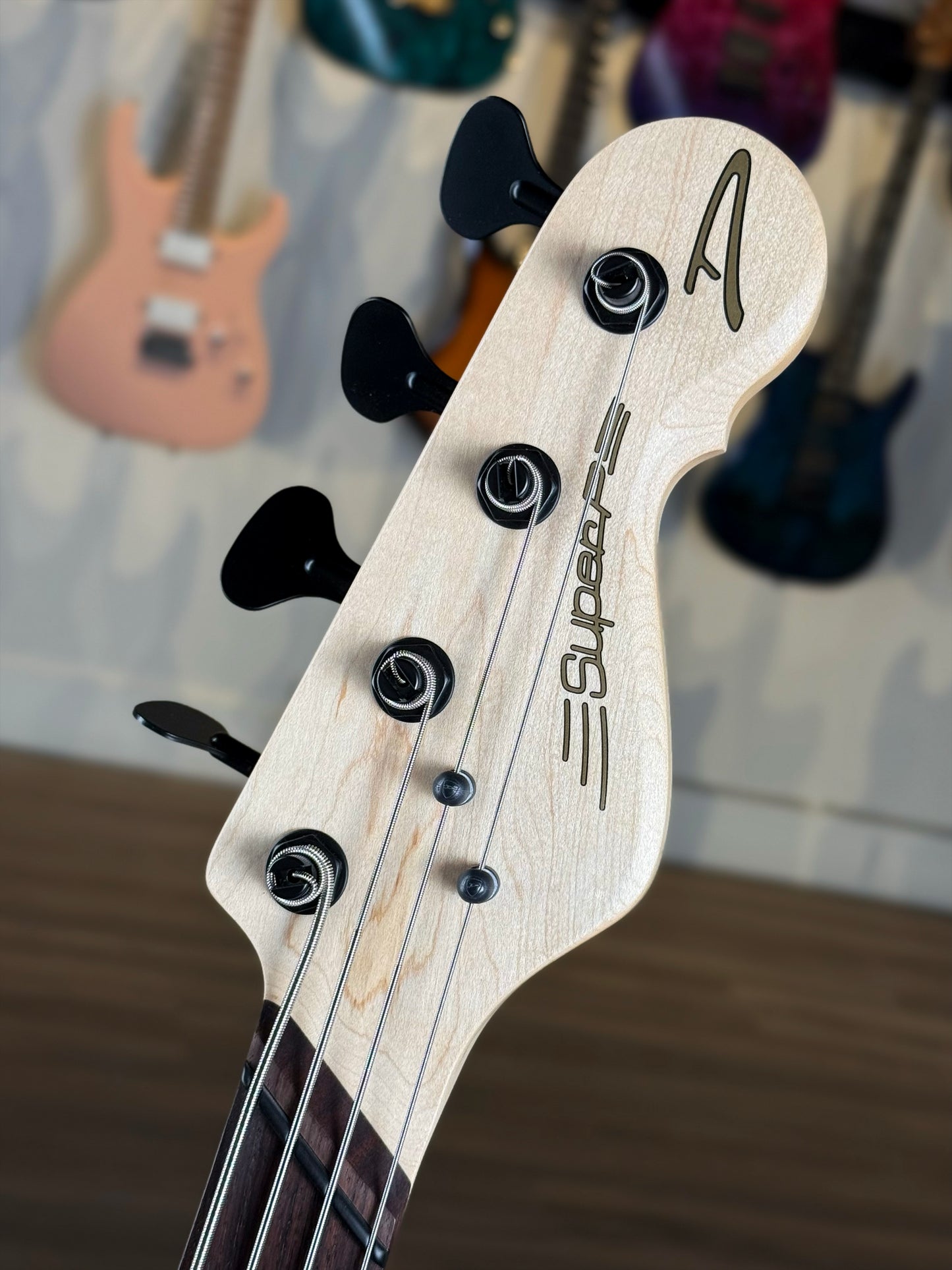 Dingwall Guitars SP1 4 String | Gloss Vintageburst