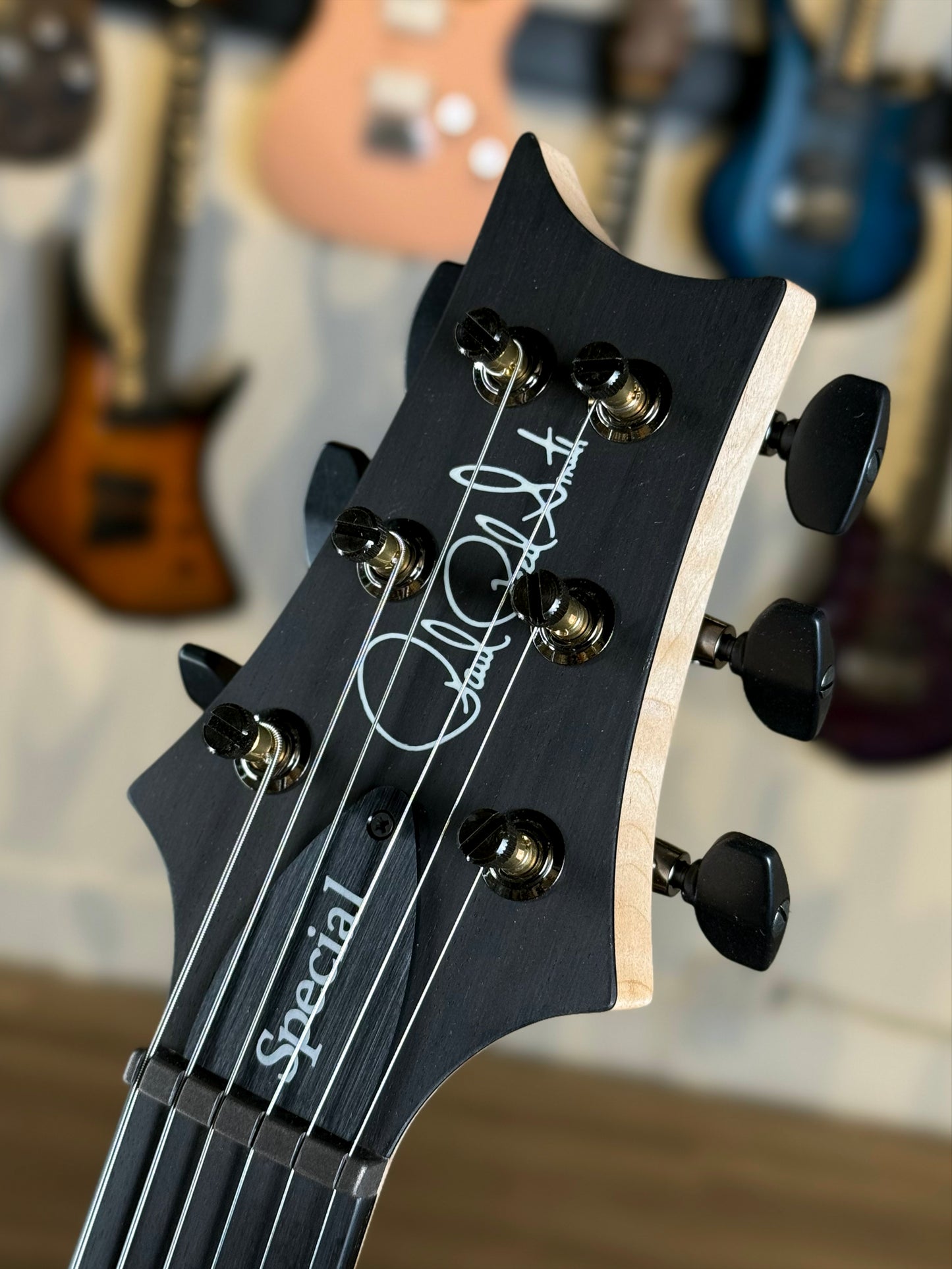 PRS Special 22 Semi-Hollow "10 Top" Sprayer's Choice Wood Library | Raspberry Purple Burst