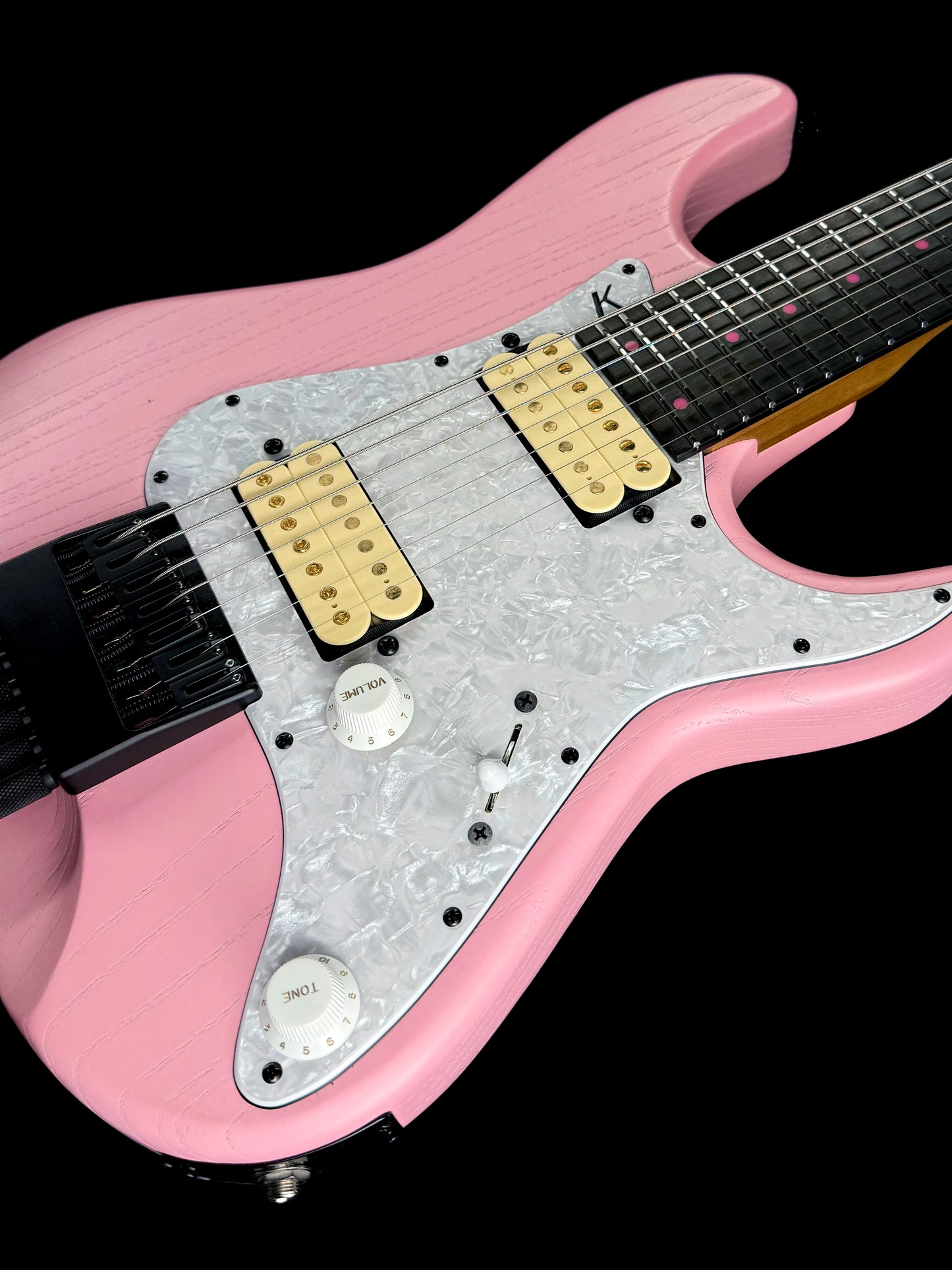 Kiesel Headless Delos 7  | Light Pink Raw Tone Satin