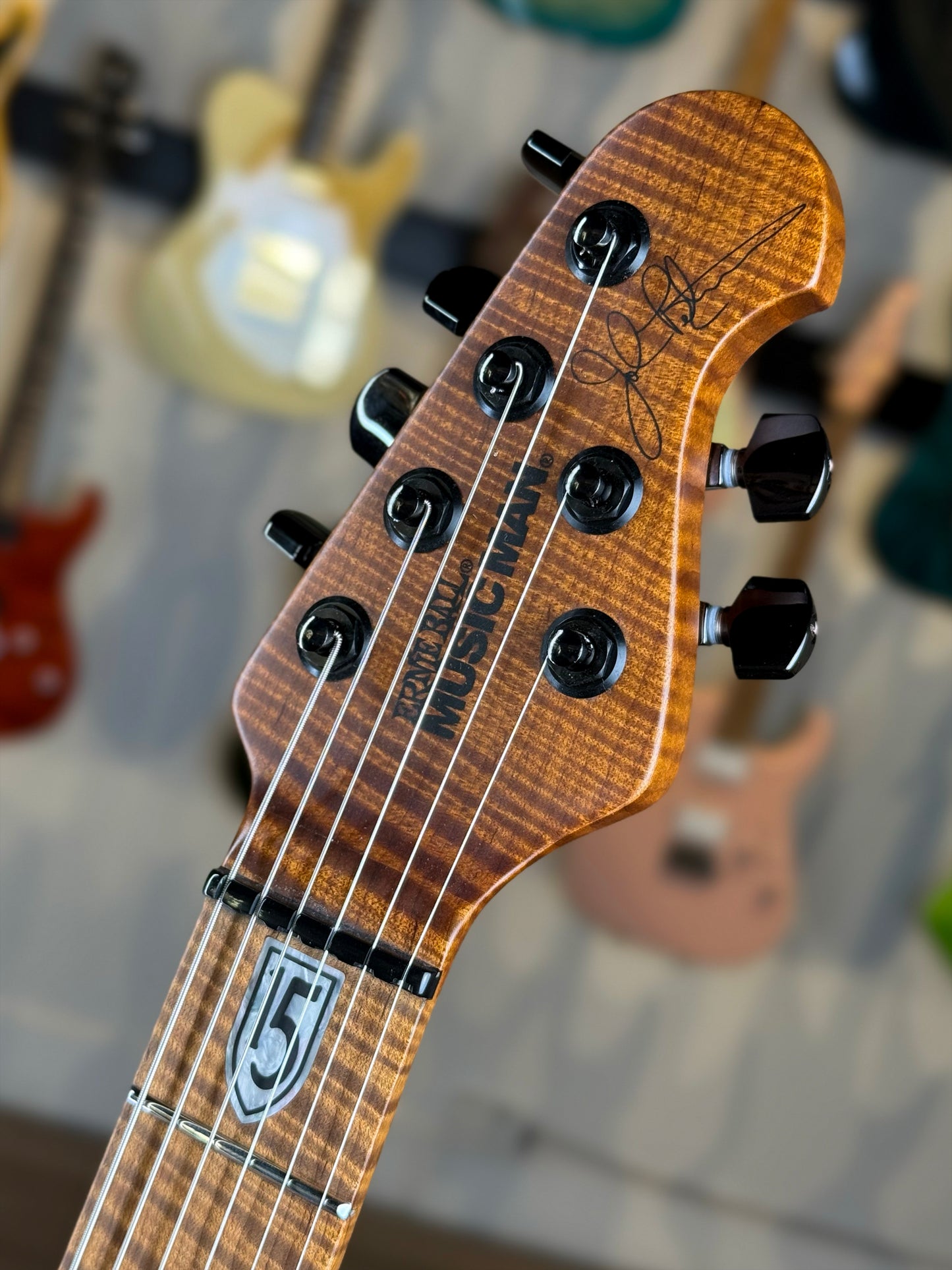 Ernie Ball Music Man JP15 Quilt | Green Tiger Eye
