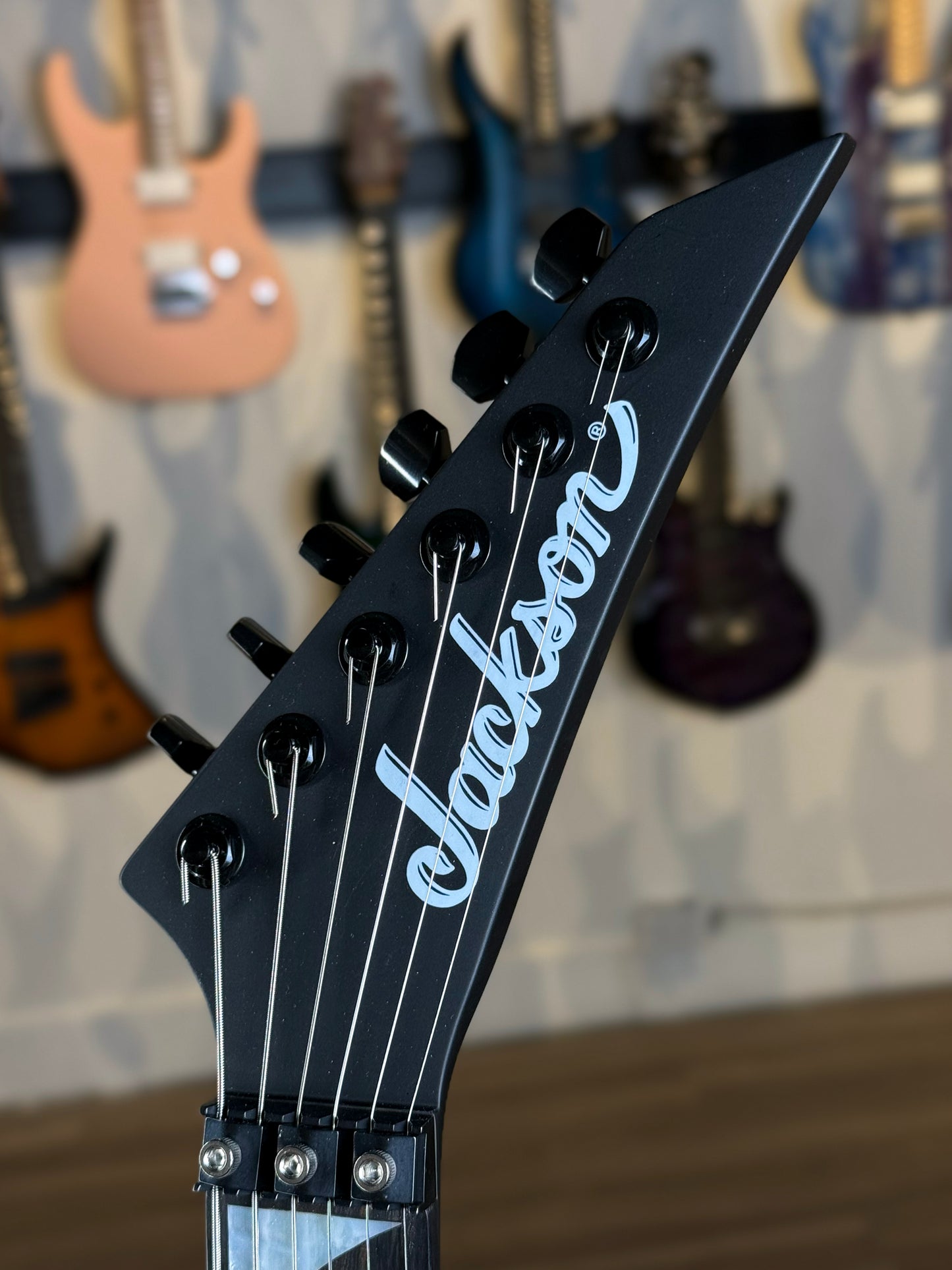 Jackson American Series Soloist SL2MG | Satin Black w/ Seymour Duncan MortalCoils