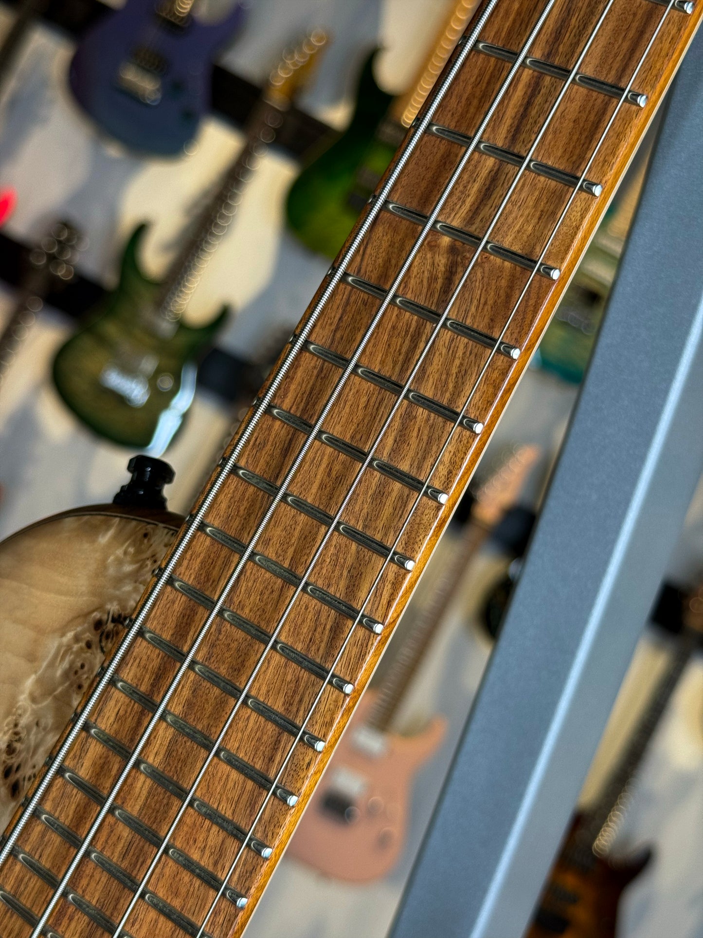 Mayones Cali 4 | Natural Eye Poplar