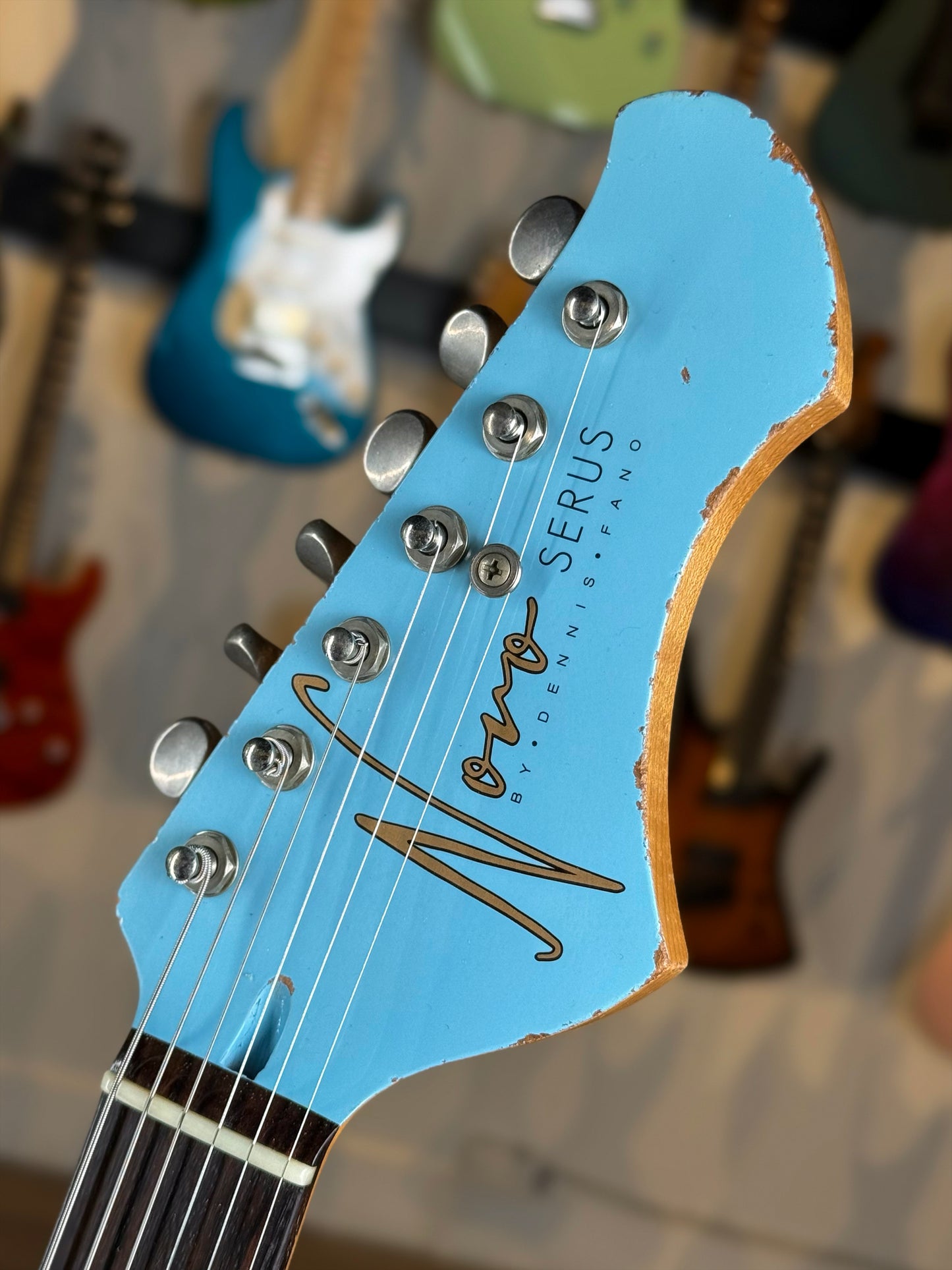 Novo Guitars Serus J NAMM 2026 Dealer Limited Edition | Daphne Blue over '64 3-Tone Burst