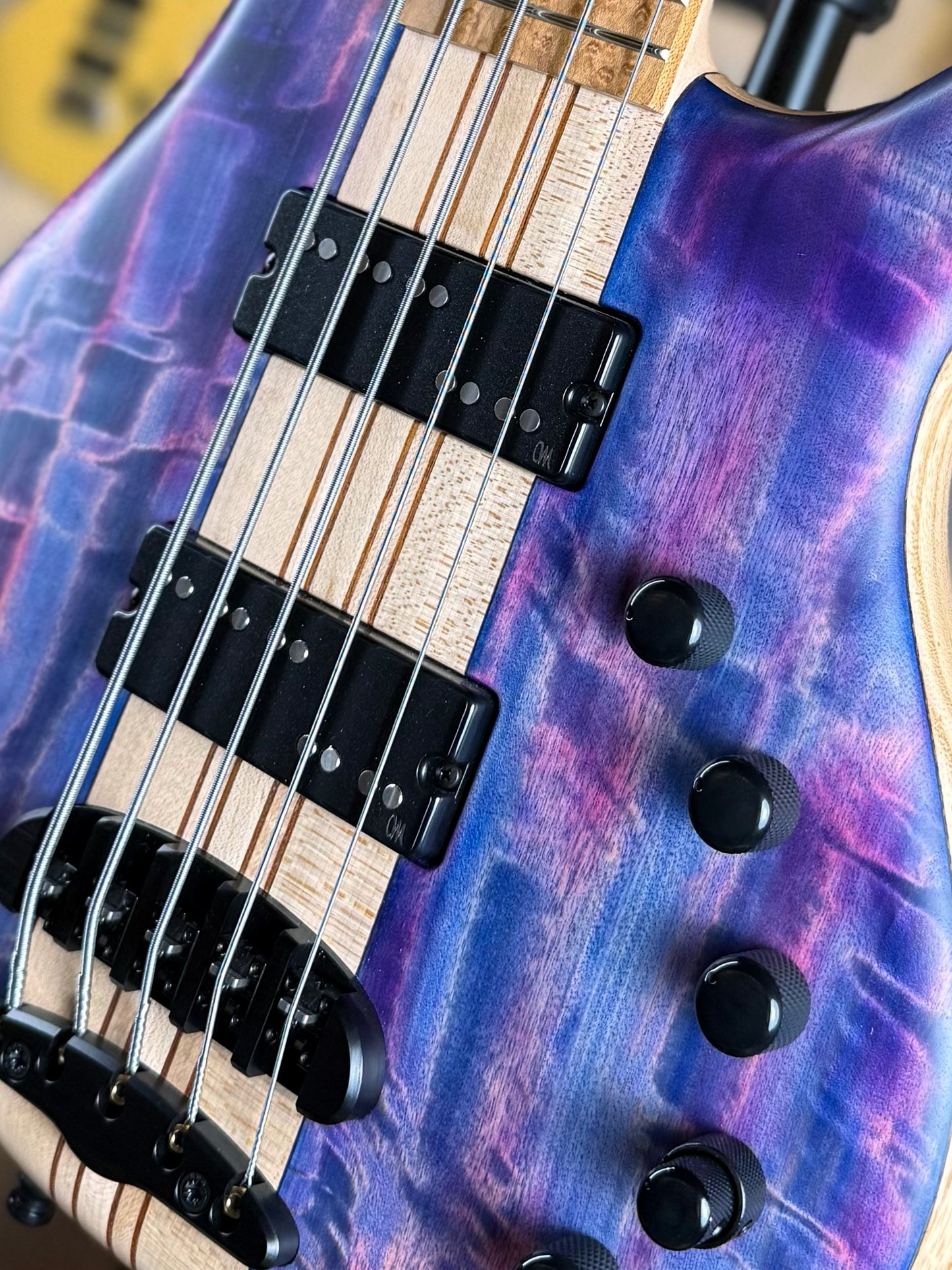 Mayones Caledonius 5 Custom | Petrol Spill