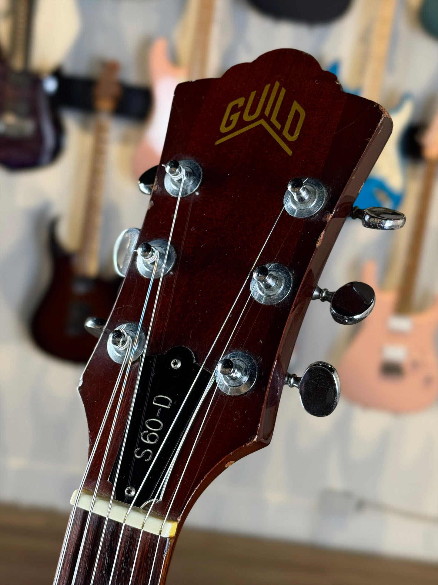 Guild S-60D (1979) | Natural Mahogany