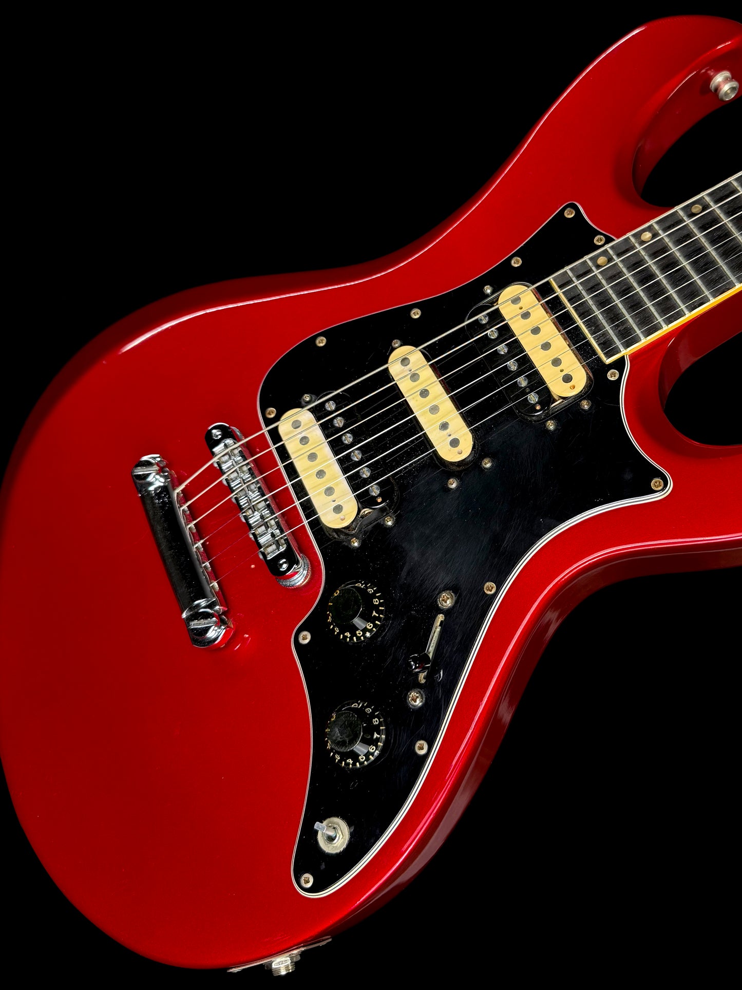Gibson Victory MVX | Candy Apple Red