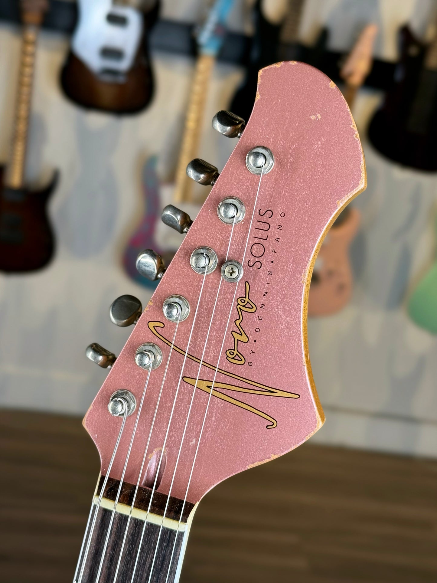 Novo Guitars Solus H2 Custom | Burgundy Mist
