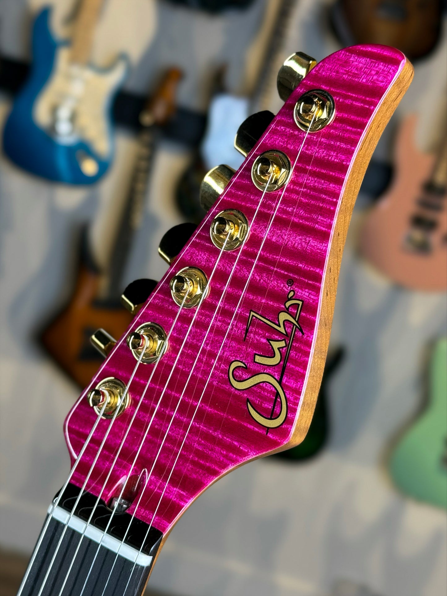 Suhr Modern Custom | Magenta Pink